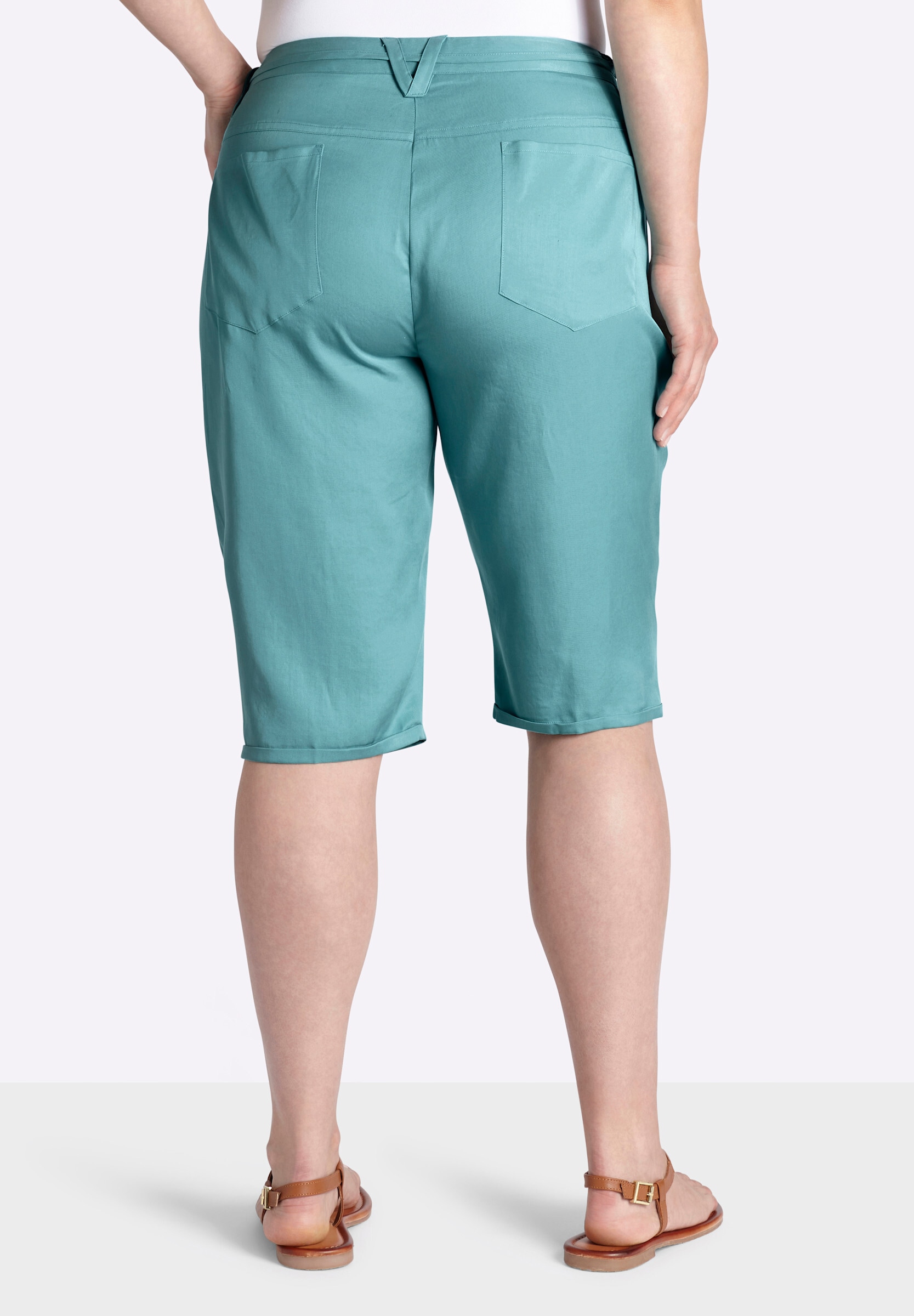 Sheego Bermudas »Bermuda Bermudas mit weiterem Oberschenkel«