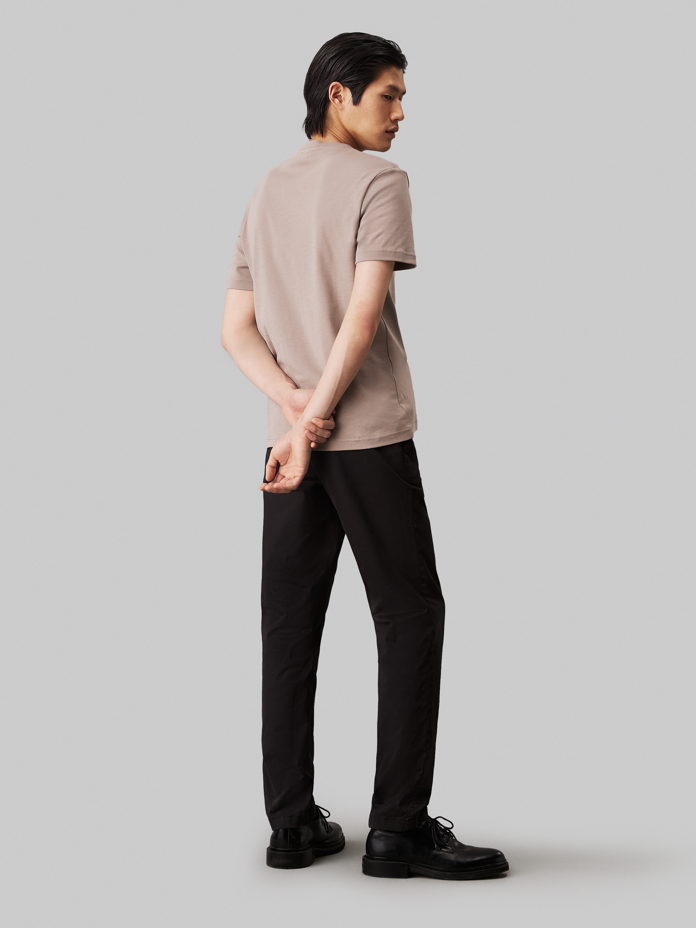 Calvin Klein Chinohose »MODERN TWILL SLIM CHINO«, mit Logoprägung