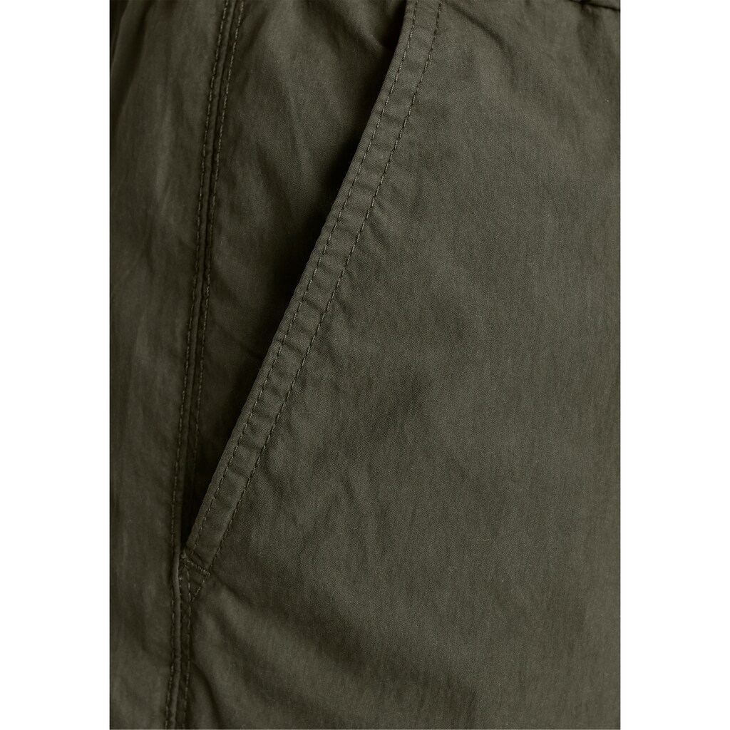 edc by Esprit Chinos