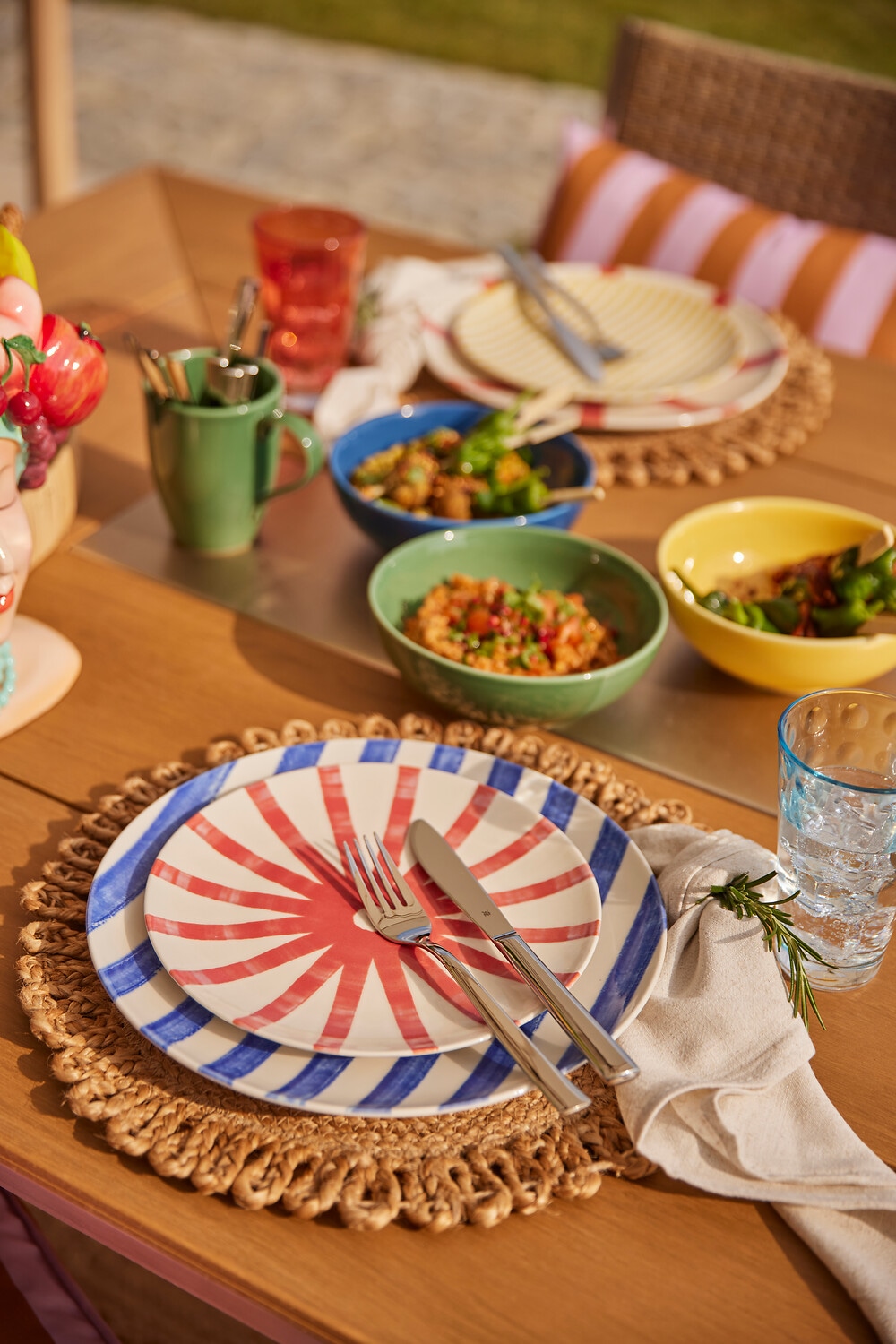 CreaTable Kaffeeservice »Mio Viva Bunt, Service, 12-tlg.« Handgemalte Optik, keramische Motive kombiniert mit Farbglasuren