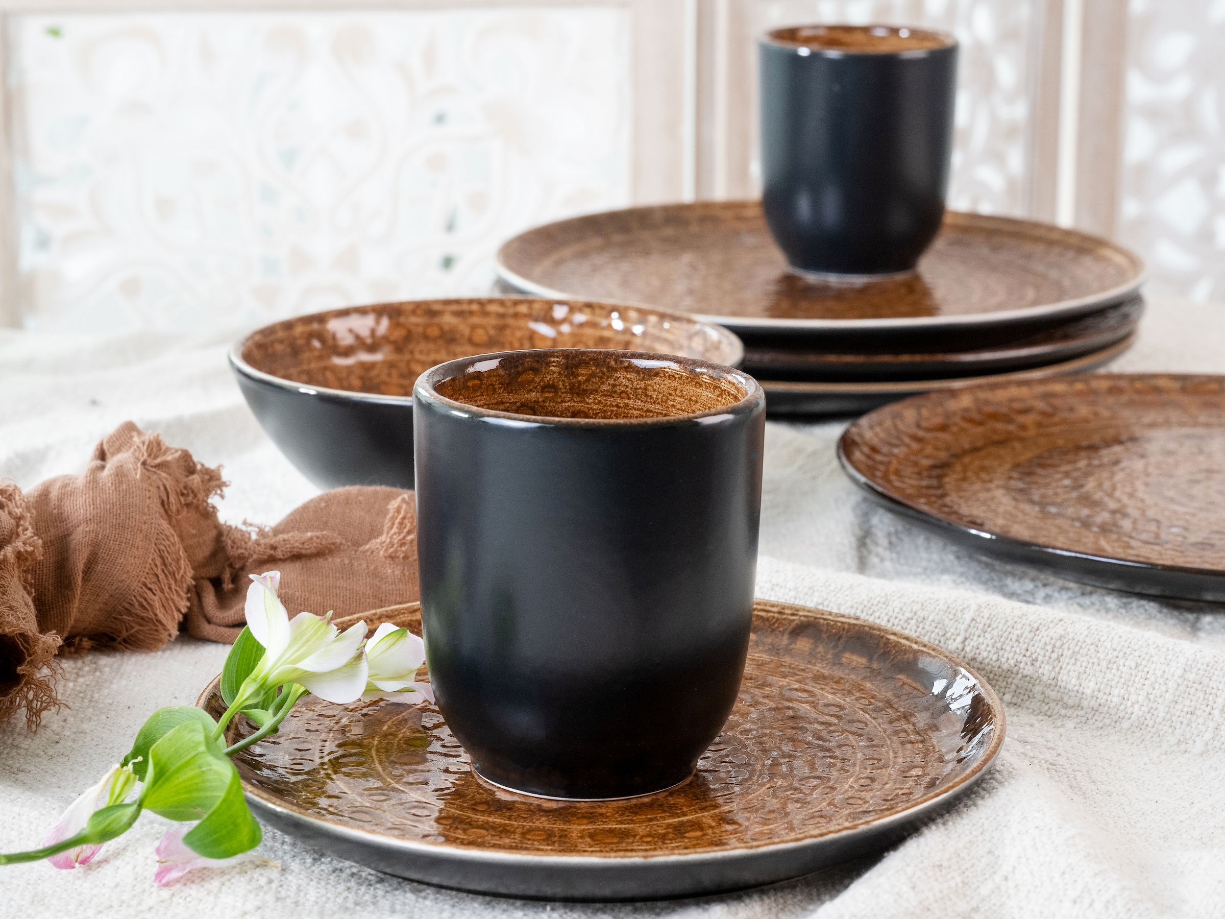 CreaTable Kombiservice »Geschirr-Set Villa Romana«, (Set, 16 tlg., Kaffeeservice und Tafelservice im Set, für 4 Personen), Service, handwerklicher Charakter, 16 Teile, für 4 Personen