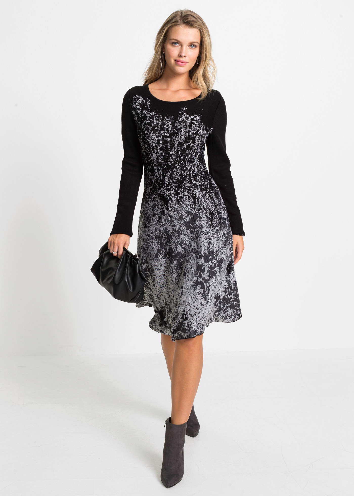 bonprix Strickkleid für besondere Anlässe, aus Polyacryl, ausgestellter Rock