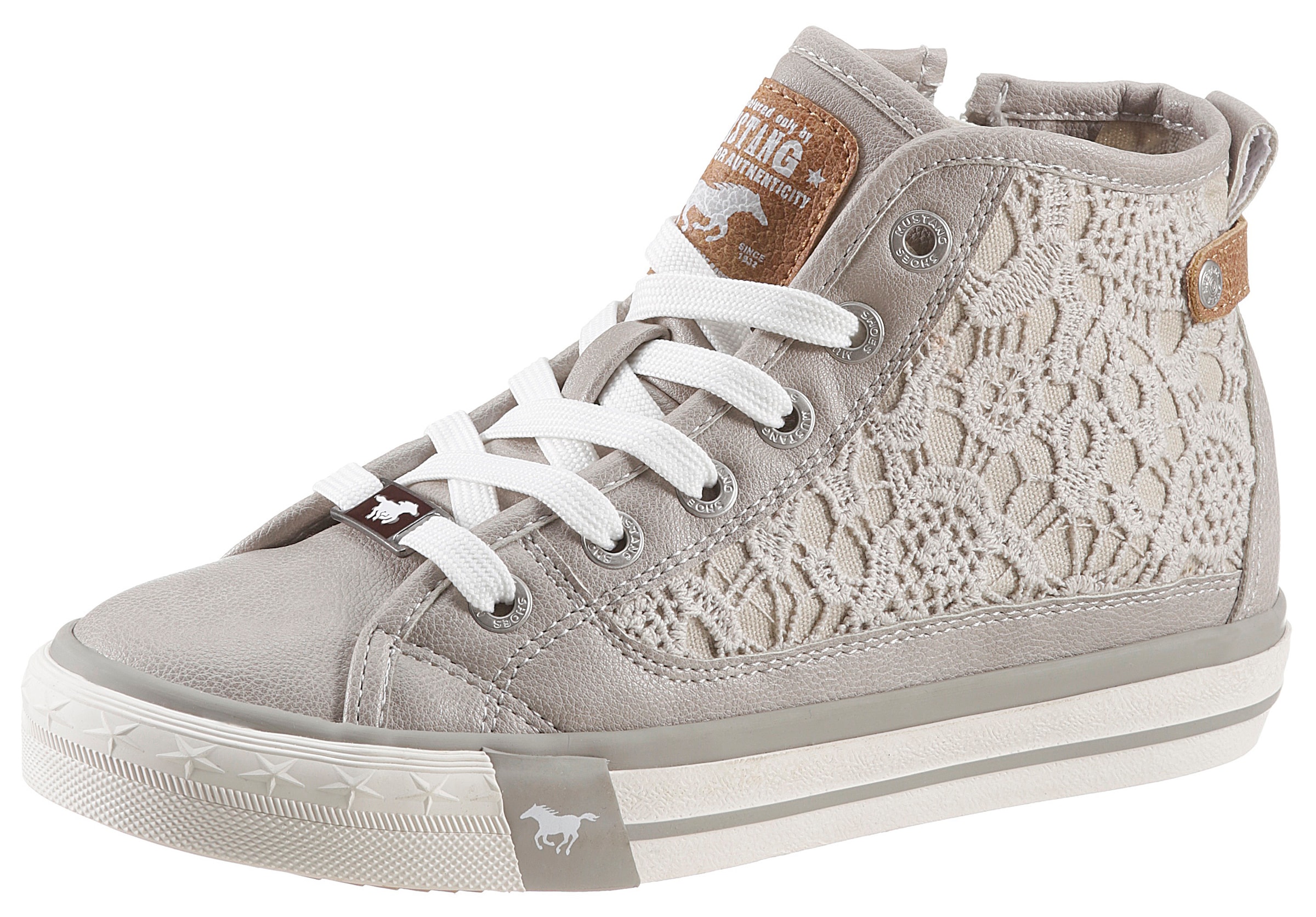 Mustang Shoes Sneaker, mit schöner Perforation kaufen
