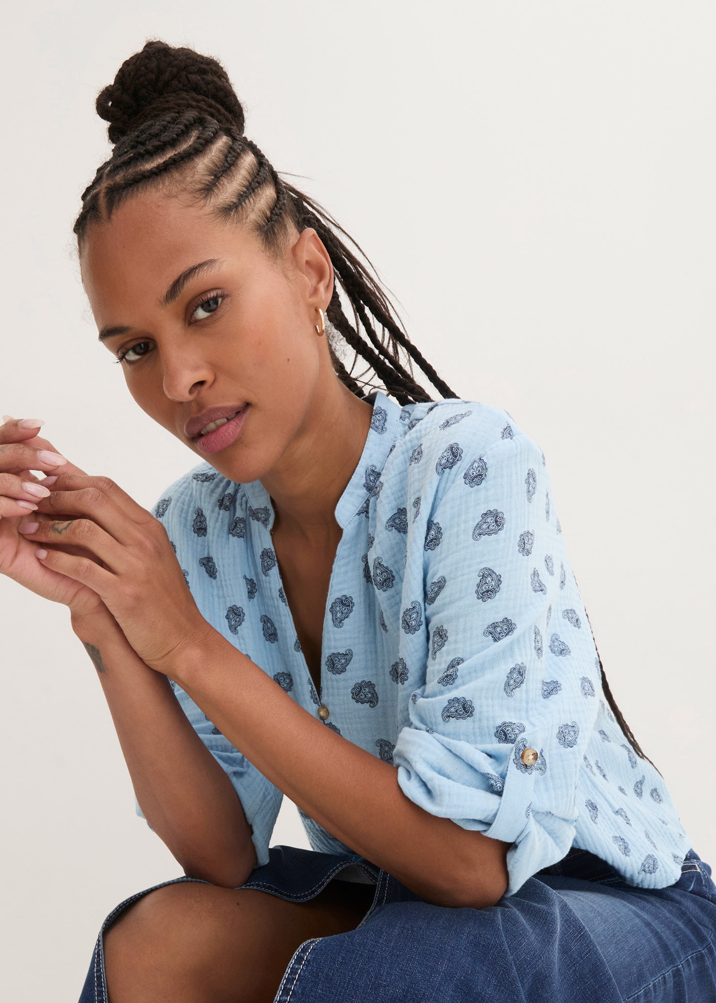 bonprix Langarmbluse »Oversize-Bluse aus luftigem Musselin« Oversize-Passform, für den Alltag, aus Musselin, mit V-Ausschnitt