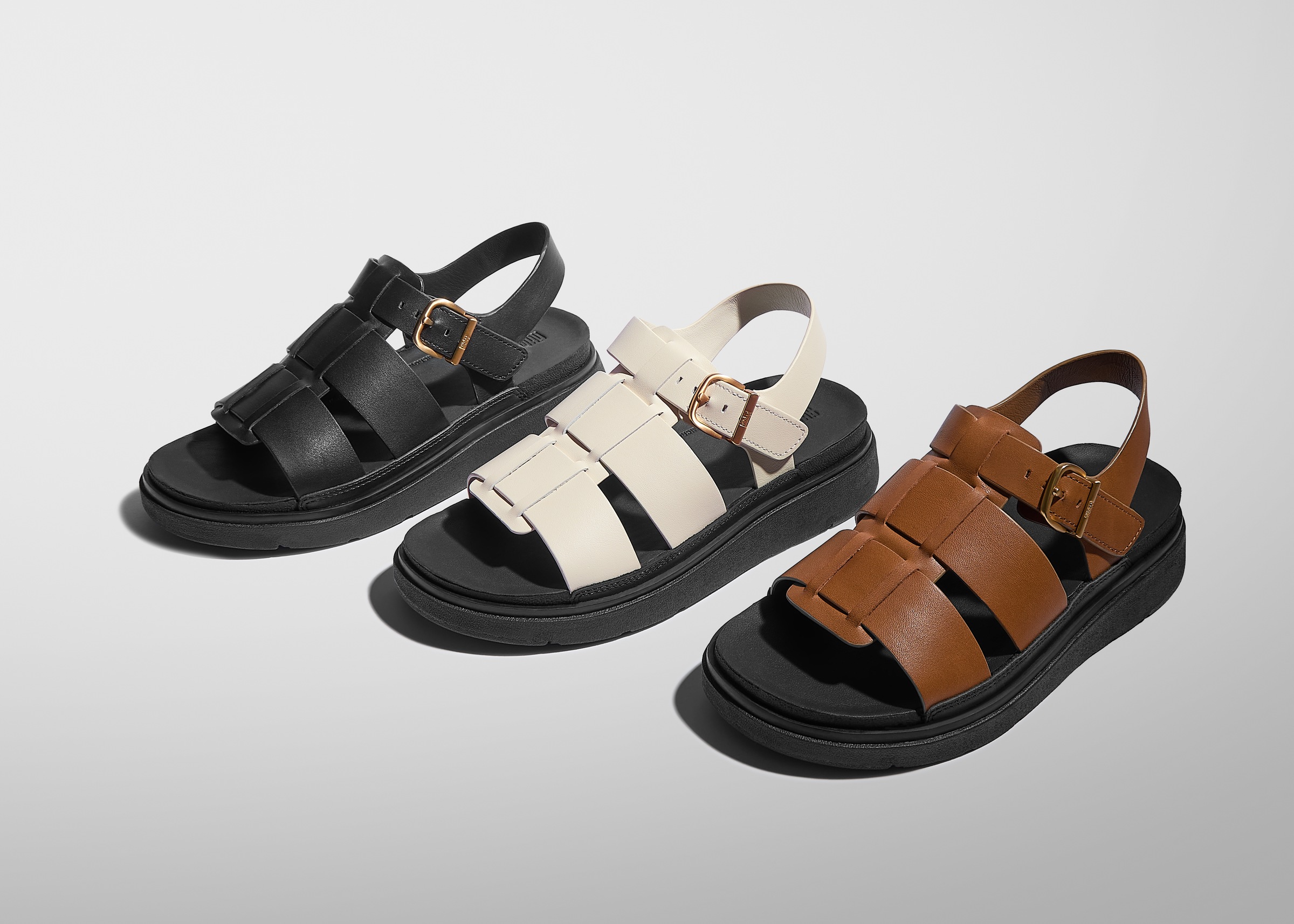 Fitflop Riemchensandale »GEN-FF LEATHER FISHERMAN SANDALS«  Keilabsatz, Sommerschuh, Sandalette, verstellbarer Schnallenverschluss