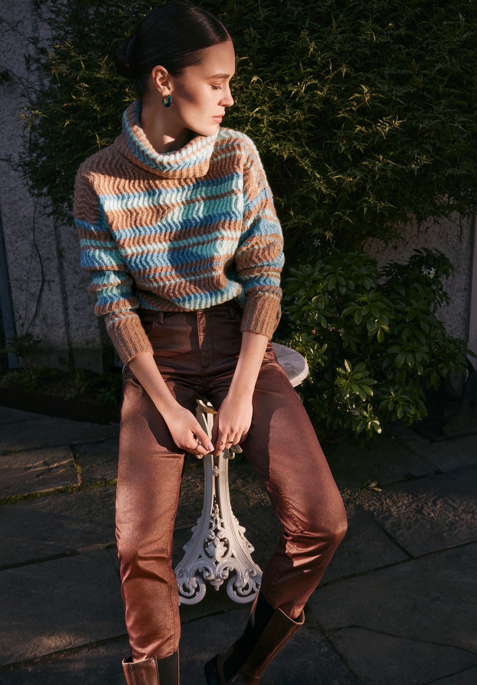 Betty&Co Relaxhose »Casual-Hose im Glitzer-Look«