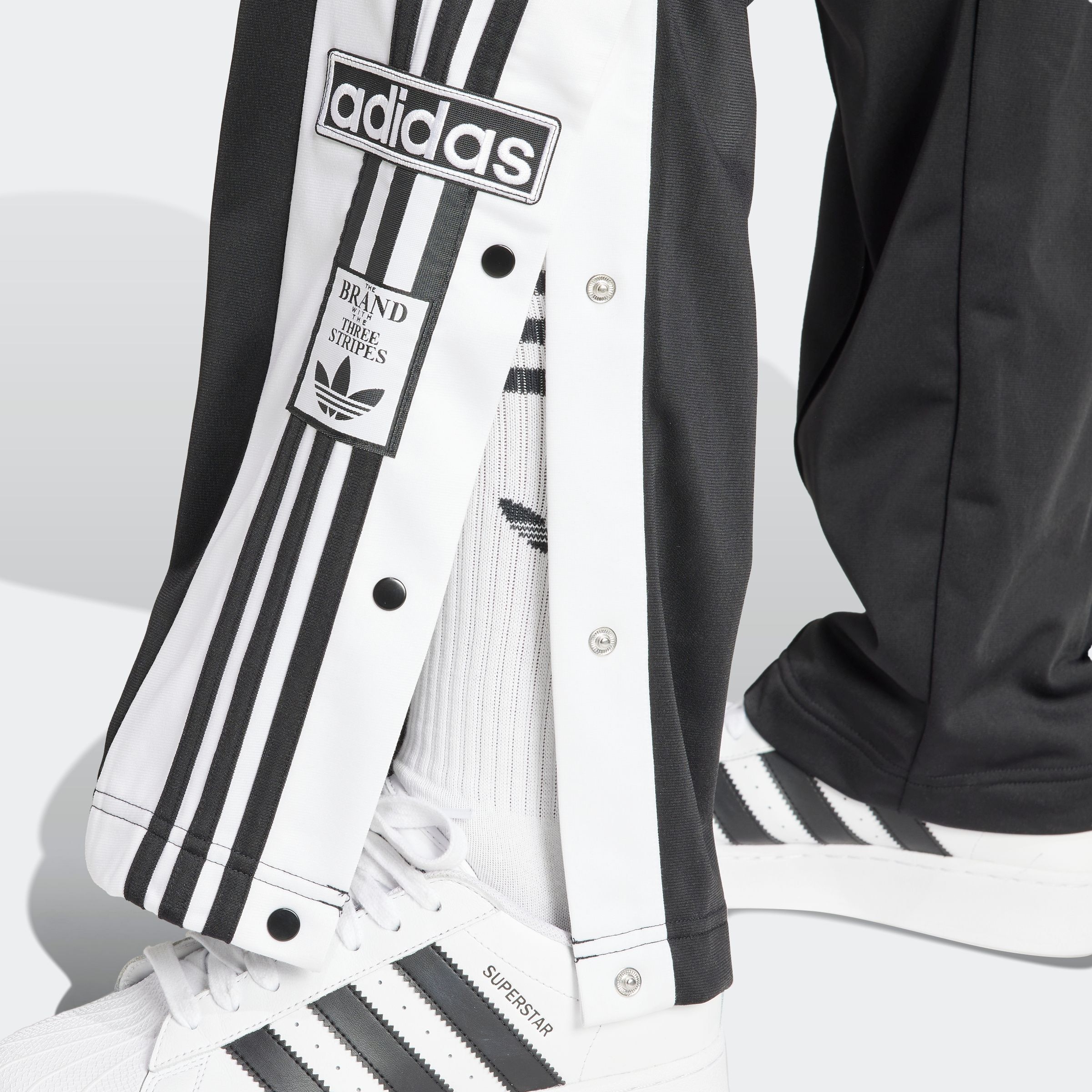 adidas Originals Sporthose »ADIBREAK PANTS«, (1 tlg.), Knopfhose, Knopfleiste am Bein