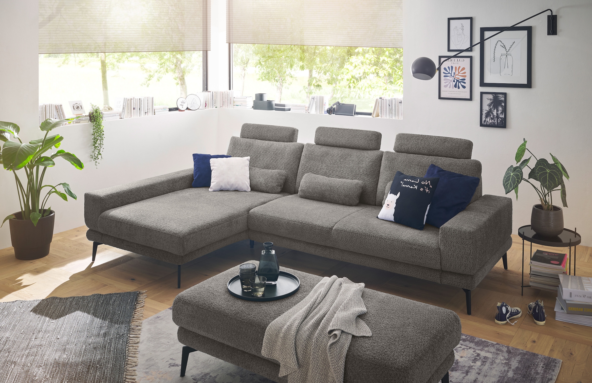 set one by Musterring Ecksofa »SO 3600, inkl motor. Sitztiefenverstellung, Kopfstützen, Nierenkissen«, Sitzhöhe 42 cm, Federkern, Breite 293 x Tiefe 180 cm, Kama anthrazit