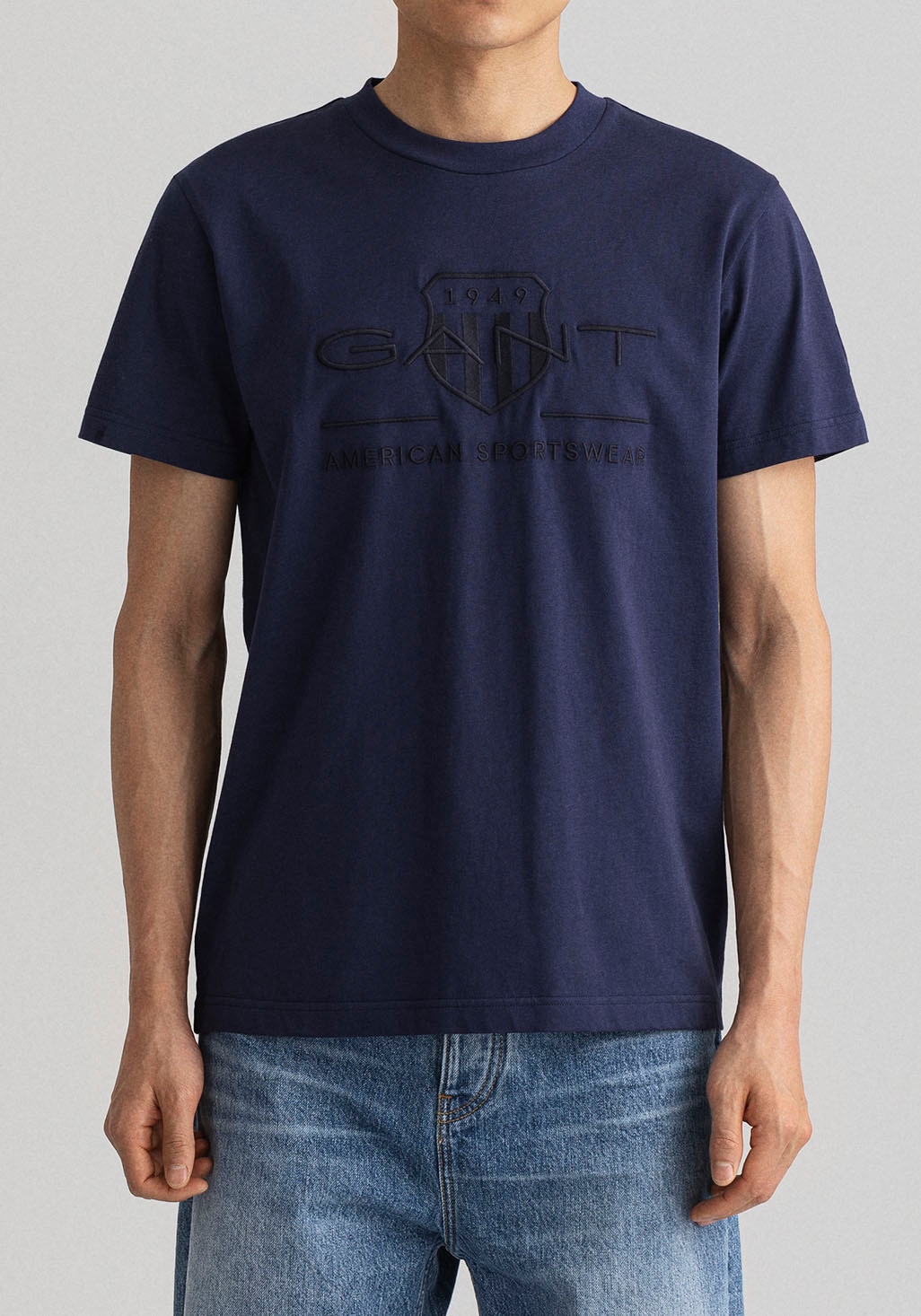 »D.1 T-Shirt bei Gant Logostickerei PRIDE mit der Brust GANT ♕ auf PIQUE«,