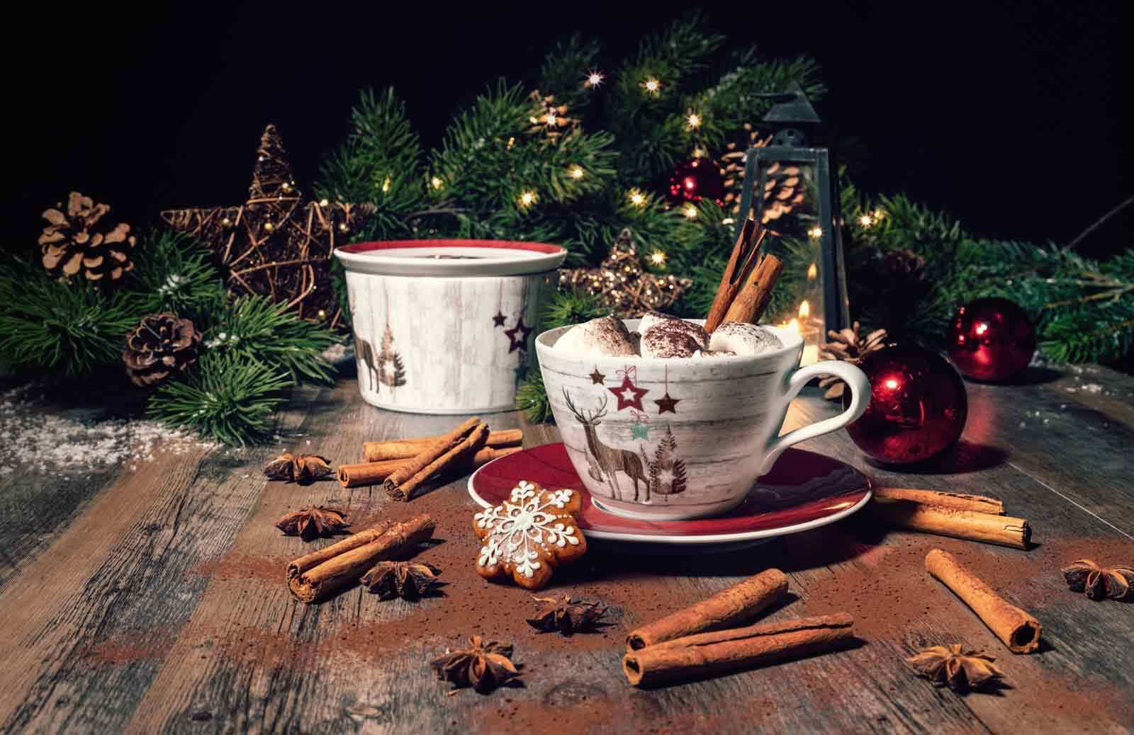 Seltmann Weiden Tasse »Milchkaffeetassen mit Untertassen Life Christmas 370 ml 6er Set weiß-braun« Spülmaschinengeeignet, Mikrowellengeeignet, Ofenfest, Salamandergeeignet, Kühlschrankgeeignet, Gefrierschrankgeeignet