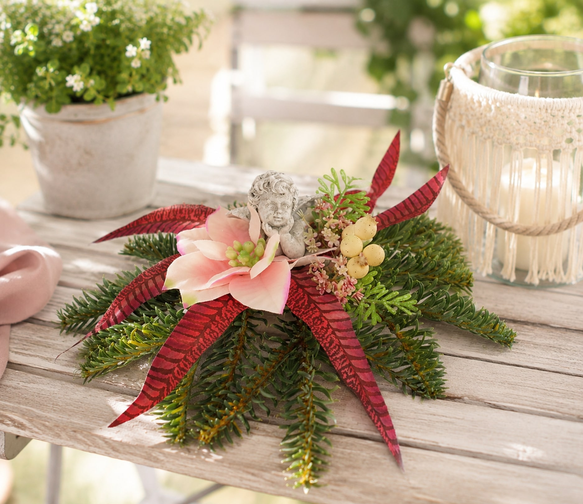 OTTO home Kunstblume »Tannen-Aufleger mit Poinsettia und Engel« Dekorativer Tannenzweigkranz mit Poinsettia-Blüte und Engelfigur