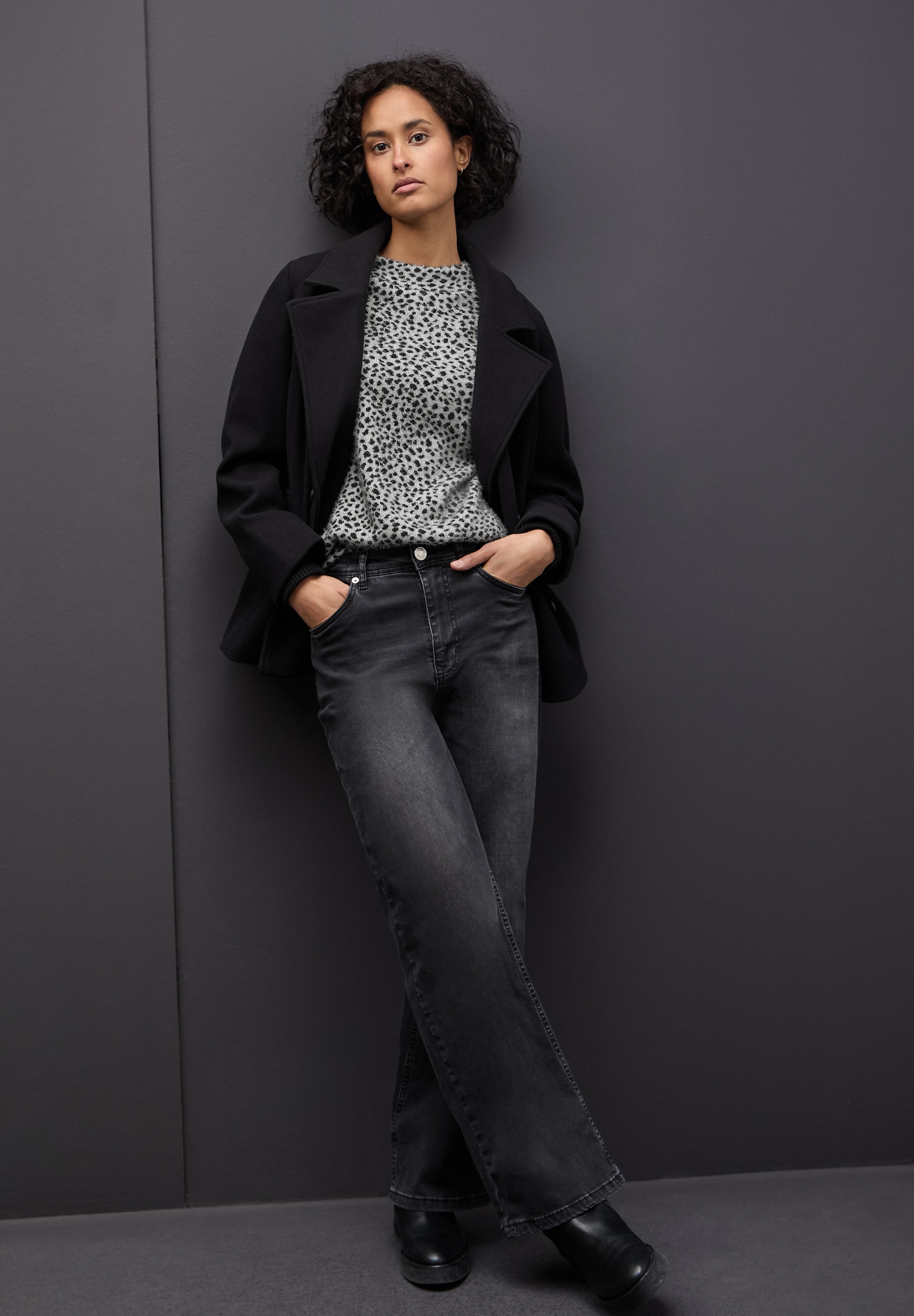 STREET ONE Rundhalspullover Langarm mit Tapebündchen im Leo-Look