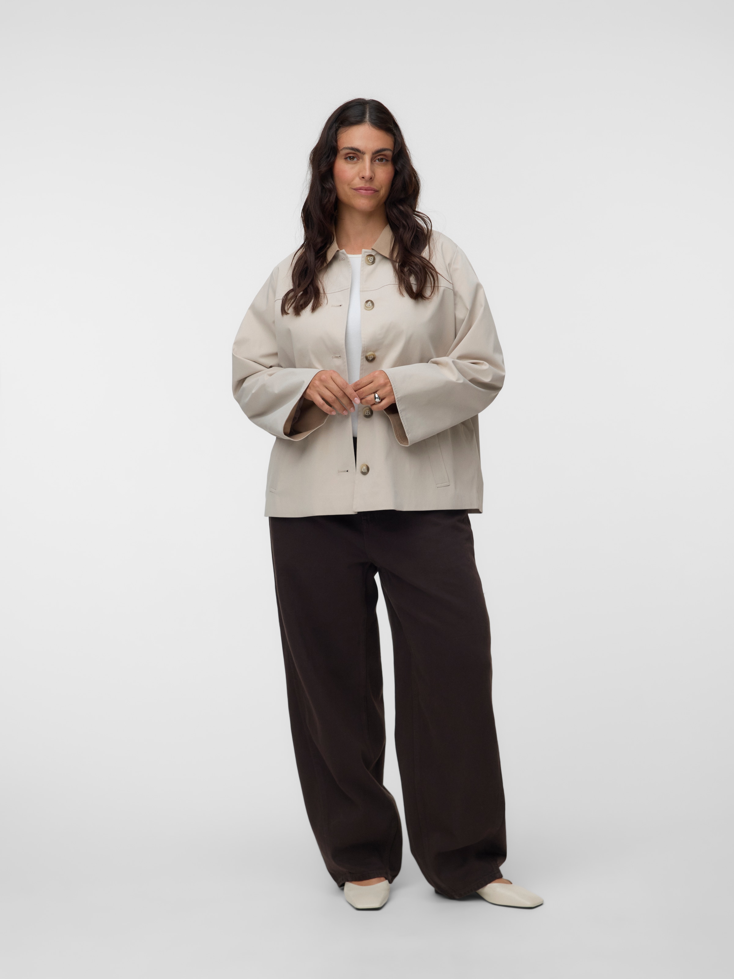 Vero Moda Curve Kurzjacke »VMCCHELSEAPOPPY SHORT JACKET CUR« Kunstfaser