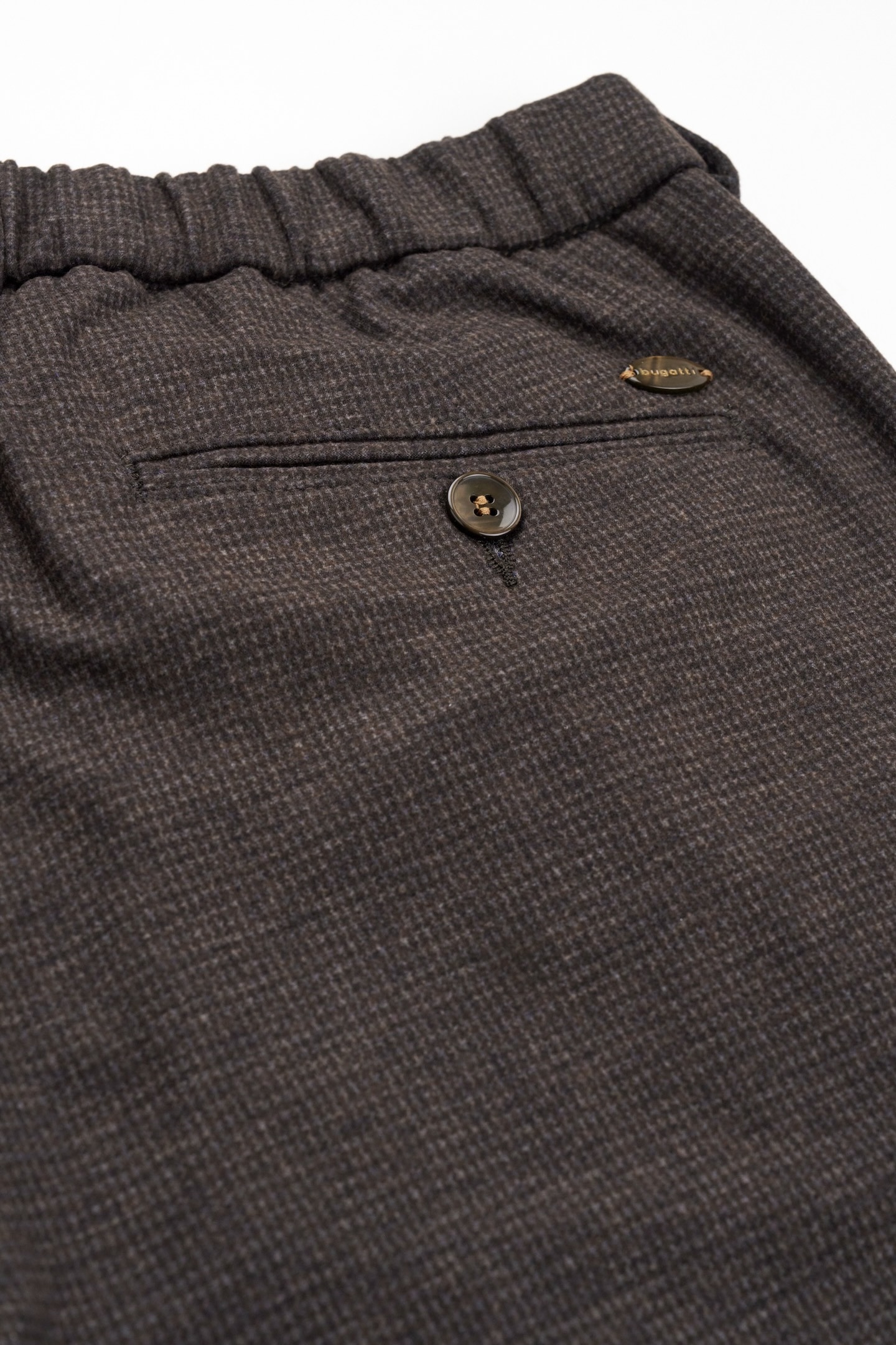 bugatti Bundfaltenhose, mit modernem Schnitt
