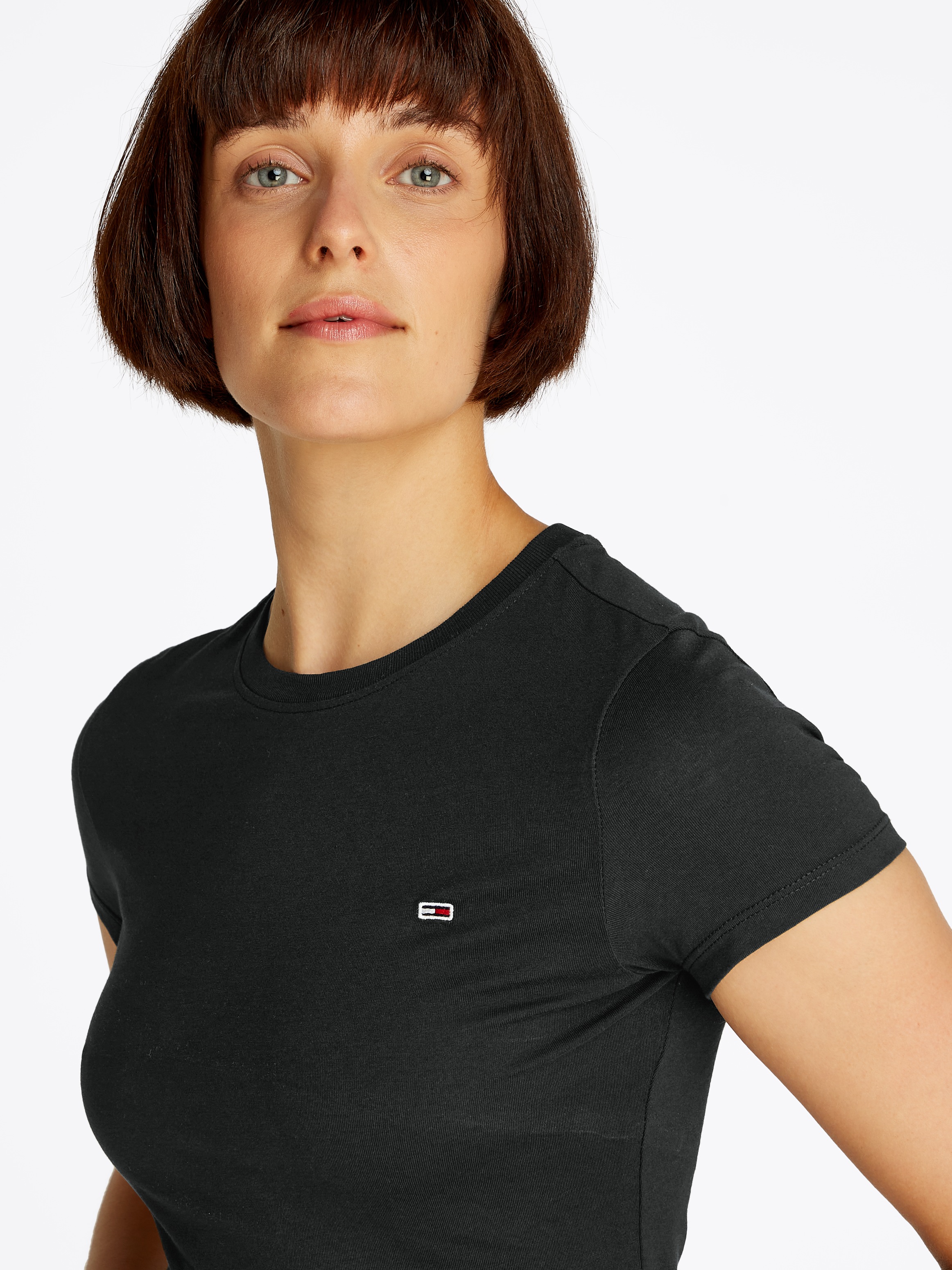 Tommy Jeans Kurzarmshirt »TJW SLIM C-NECK TEE«, mit Logo-Stickerei