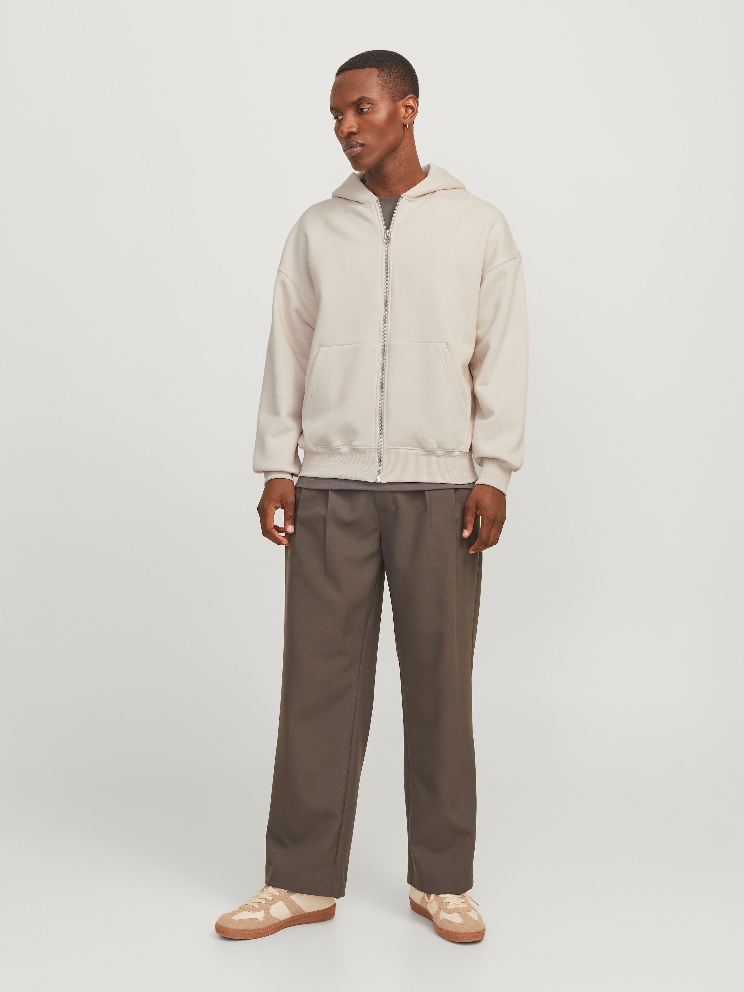 Jack & Jones Kapuzensweatjacke »JJEURBAN EDGE SWEAT ZIP HOOD NOOS«, mit Rippbündchen