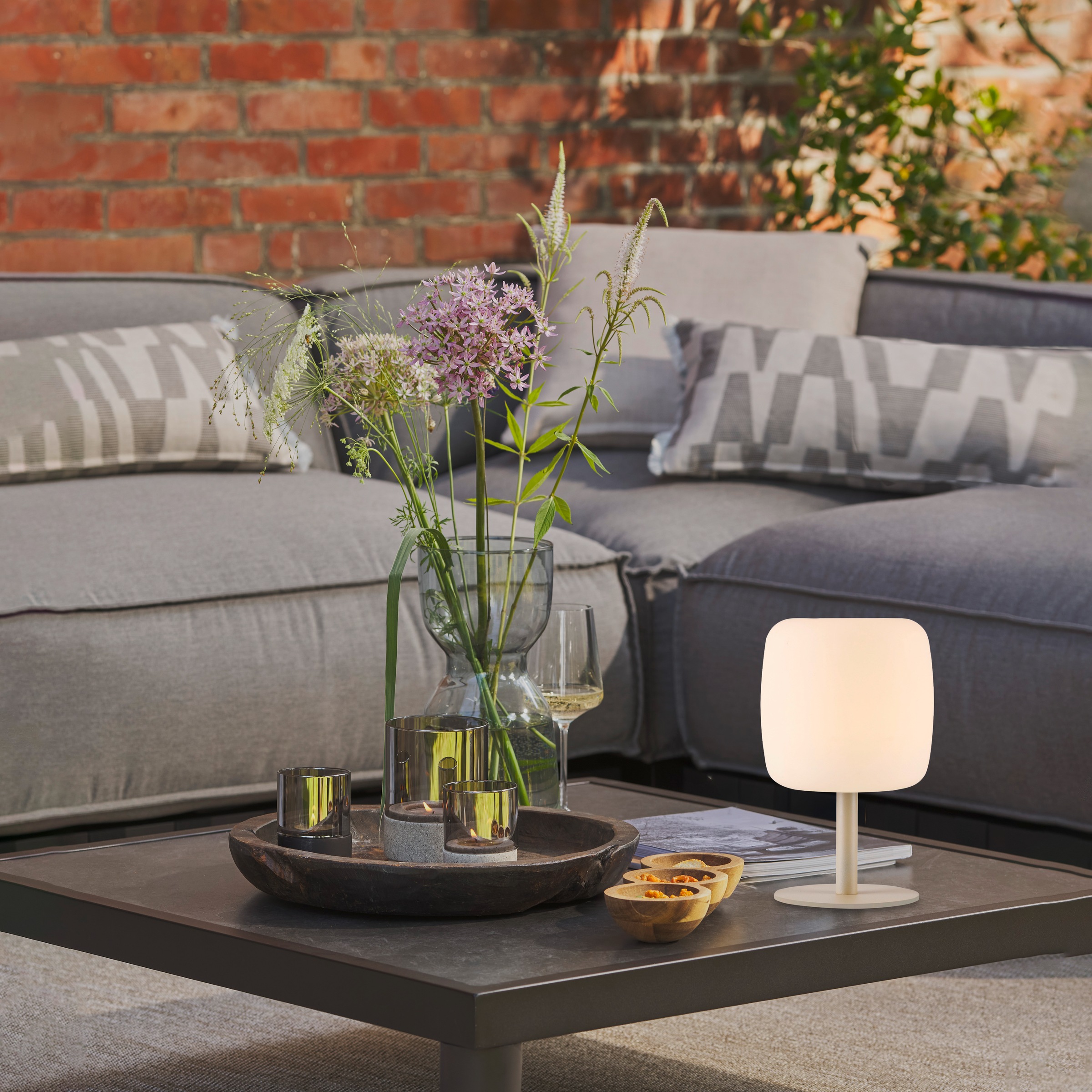 SCHÖNER WOHNEN-Kollektion LED Außen-Tischleuchte »LUMARA« LED-Board 1 Stk. Warmweiß Kabellose Akku-Lampe, dimmbar, IP54, Macchiato – für innen & außen