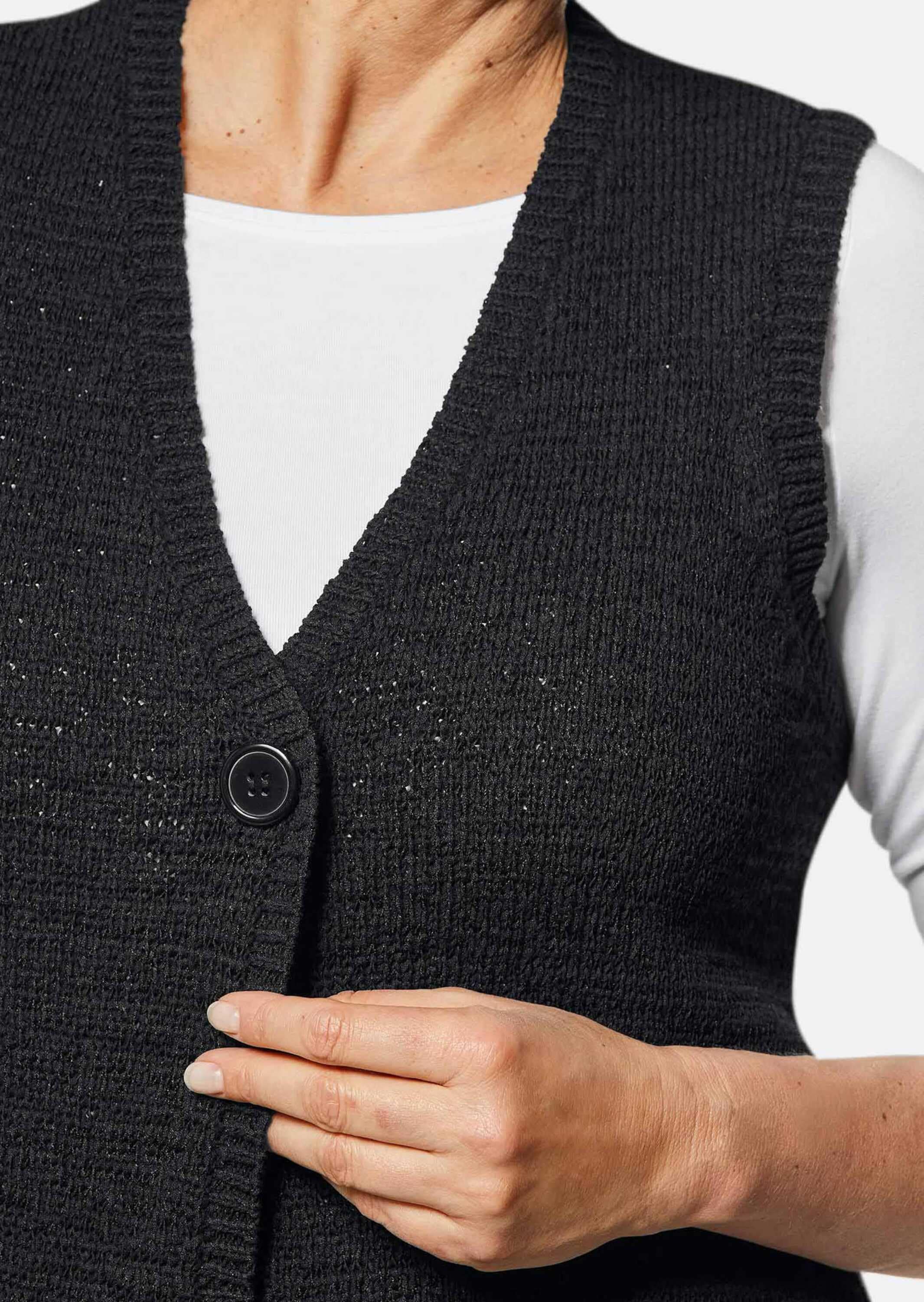 GOLDNER Strickjacke »Zeitlose Strickweste mit V-Ausschnitt« Vorne mit einem Knopf zu schließen