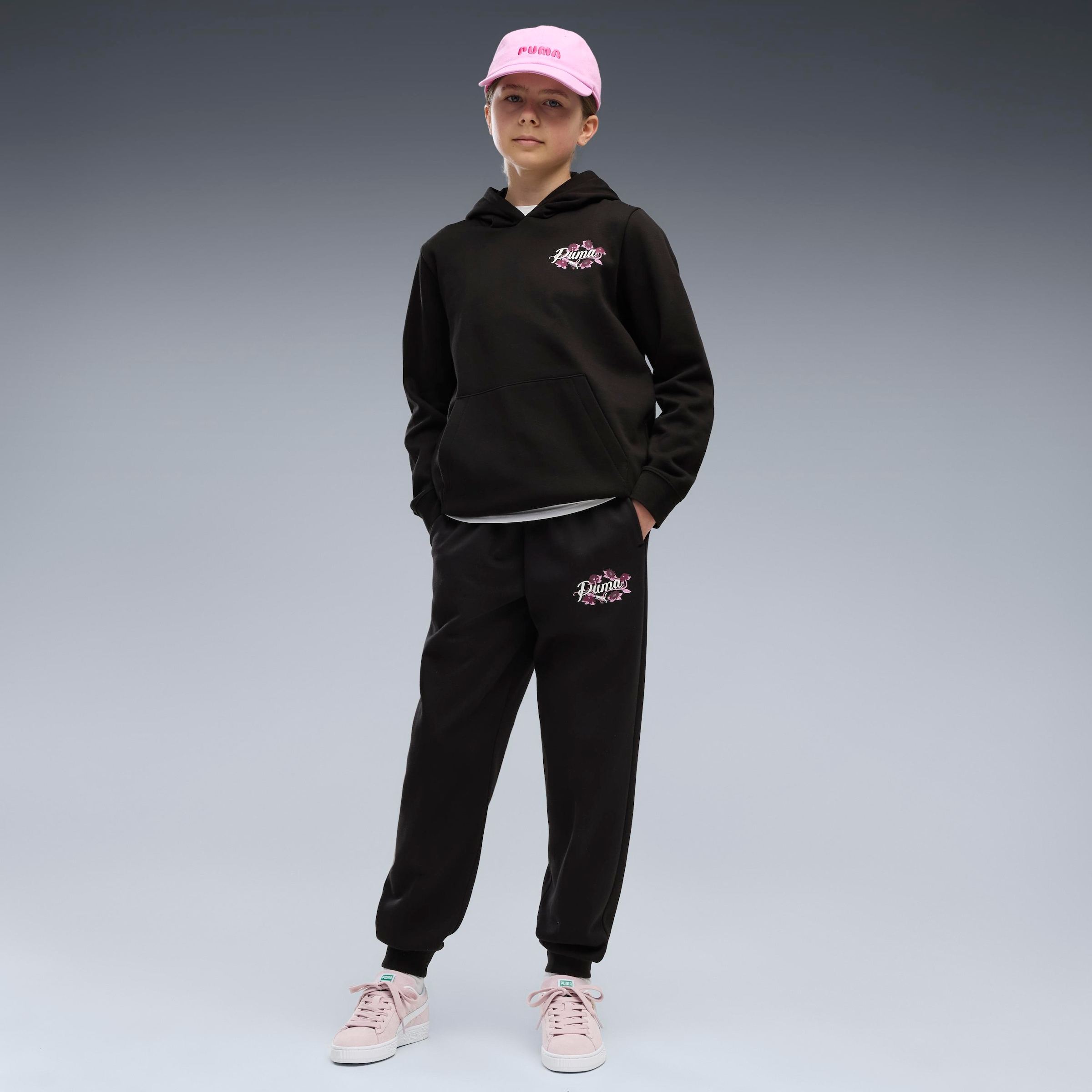 PUMA Trainingshose »ESS NATURE 20 GRAPHIC SWEATPANTS FL«  Regular Fit, für Sport und Freizeit, sportlicher Stil