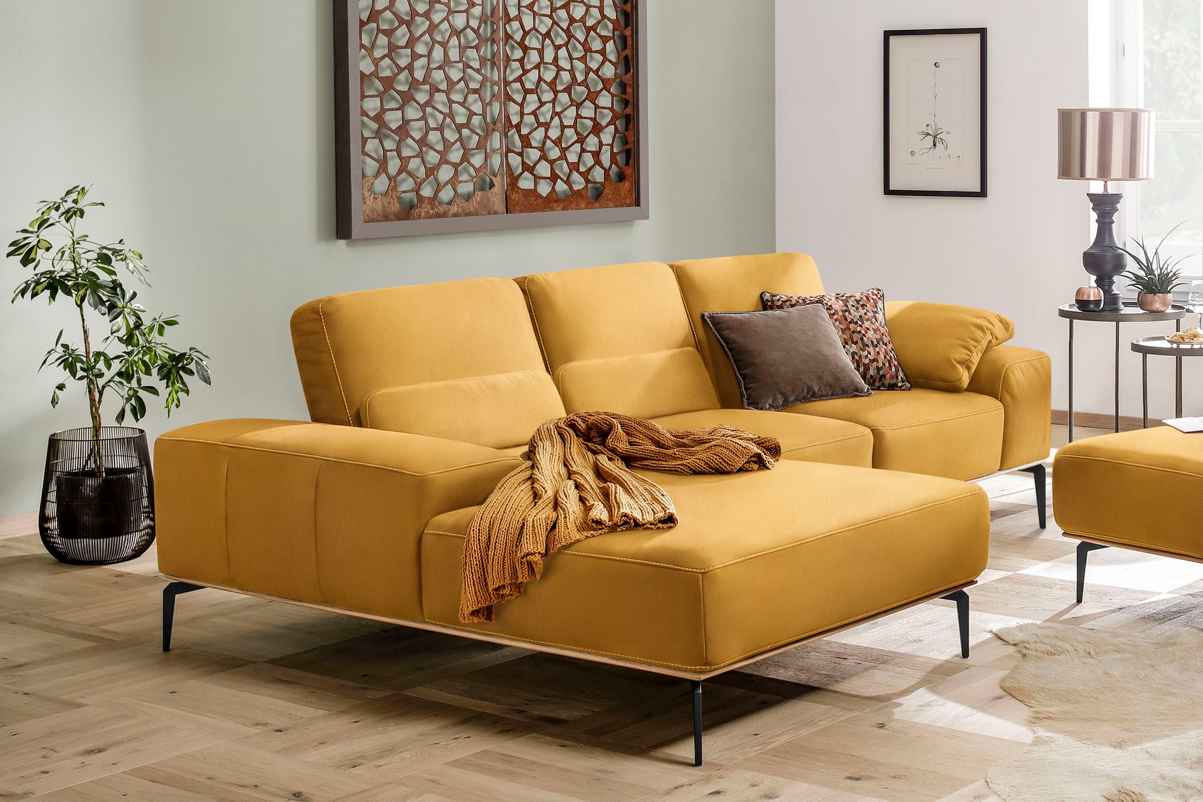 W.SCHILLIG Ecksofa »run, Designsofa mit tollem Sitzkomfort, bequem, L-Form«, mit Holzsockel, Füße in Schwarz pulverbeschichtet, Breite 279 cm