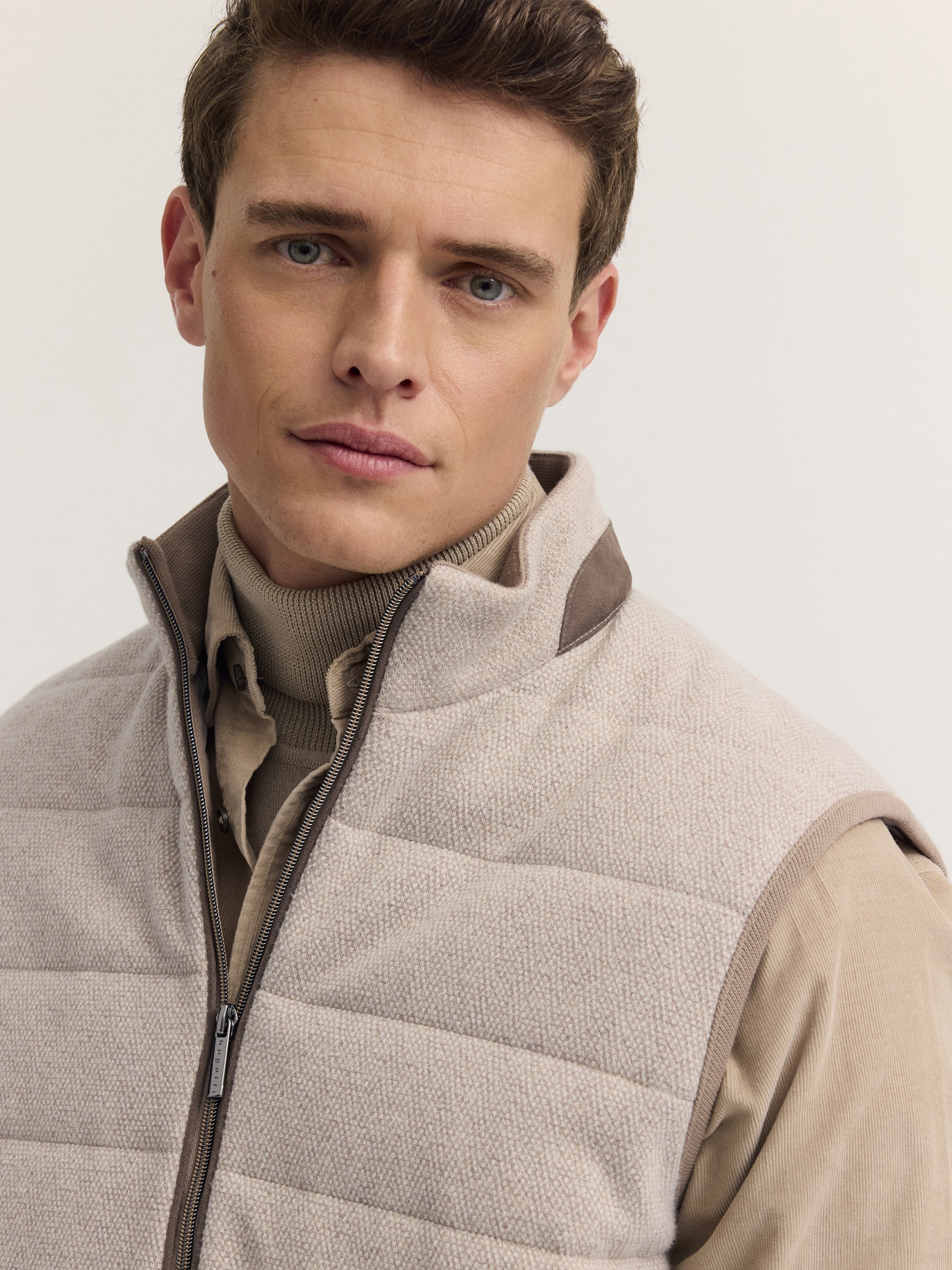 bugatti Strickweste »Regular Fit« Regular Fit Baumwolle Jacquard Stehkragen