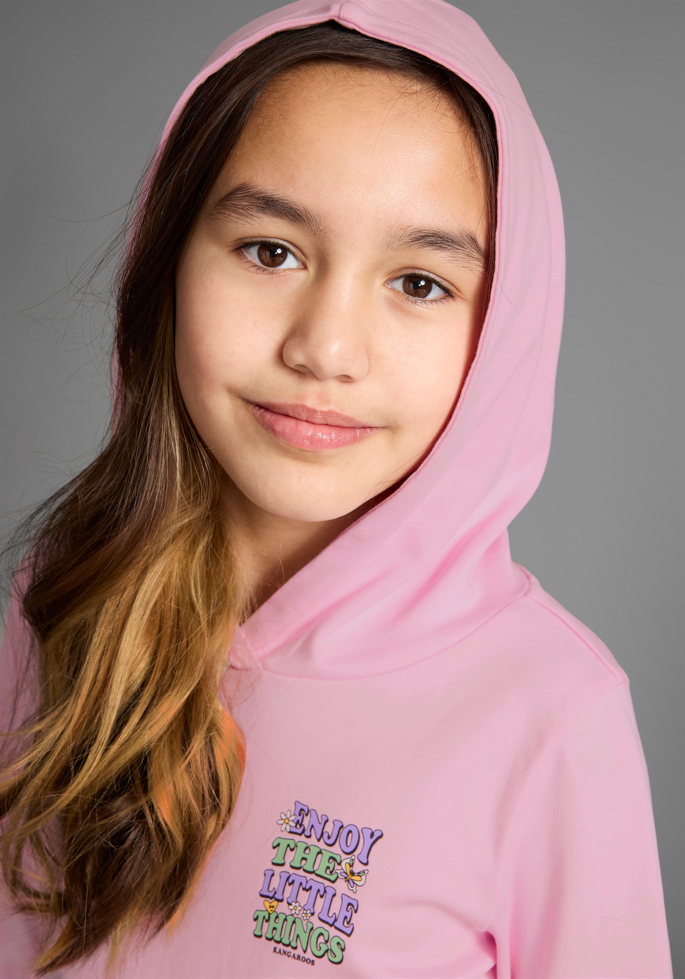 KangaROOS Kapuzenshirt »Shirt mit Rückendruck« in kurzer Form