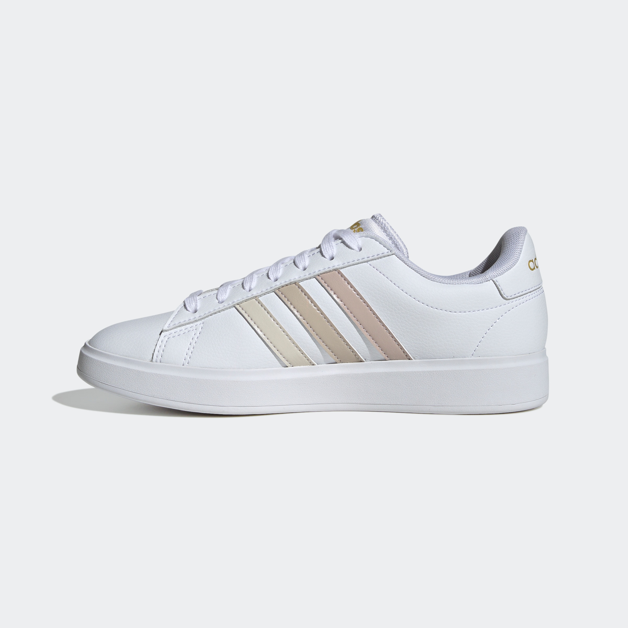 adidas Sportswear Sneaker »GRAND COURT 2.0«, Design auf den Spuren des adidas Superstar