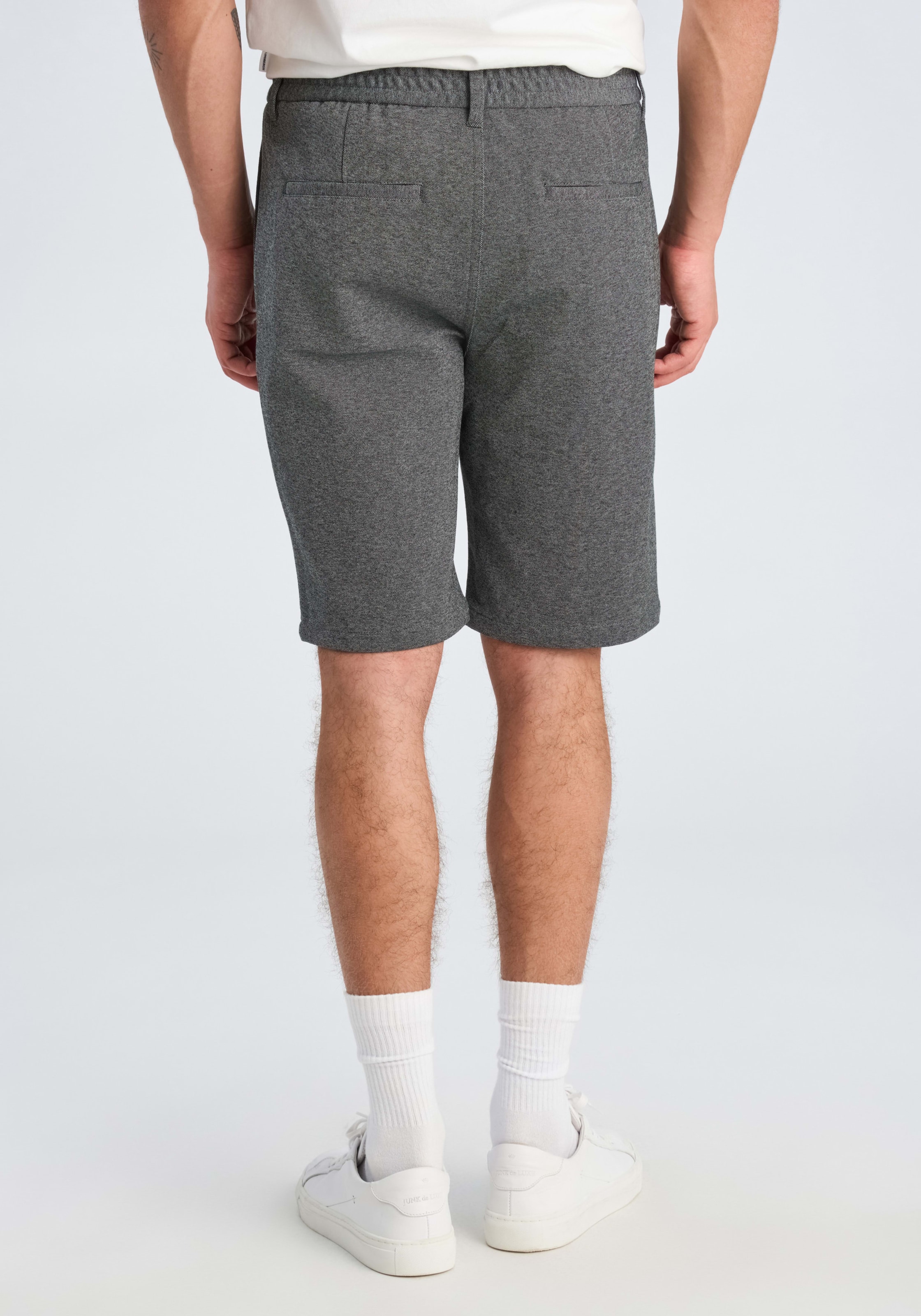 LINDBERGH Shorts  mit Viskose und Stretch