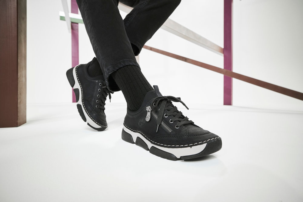 Rieker Slip-On Sneaker, Schlupfschuh, Halbschuh, Freizeitschuh mit weicher Innensohle