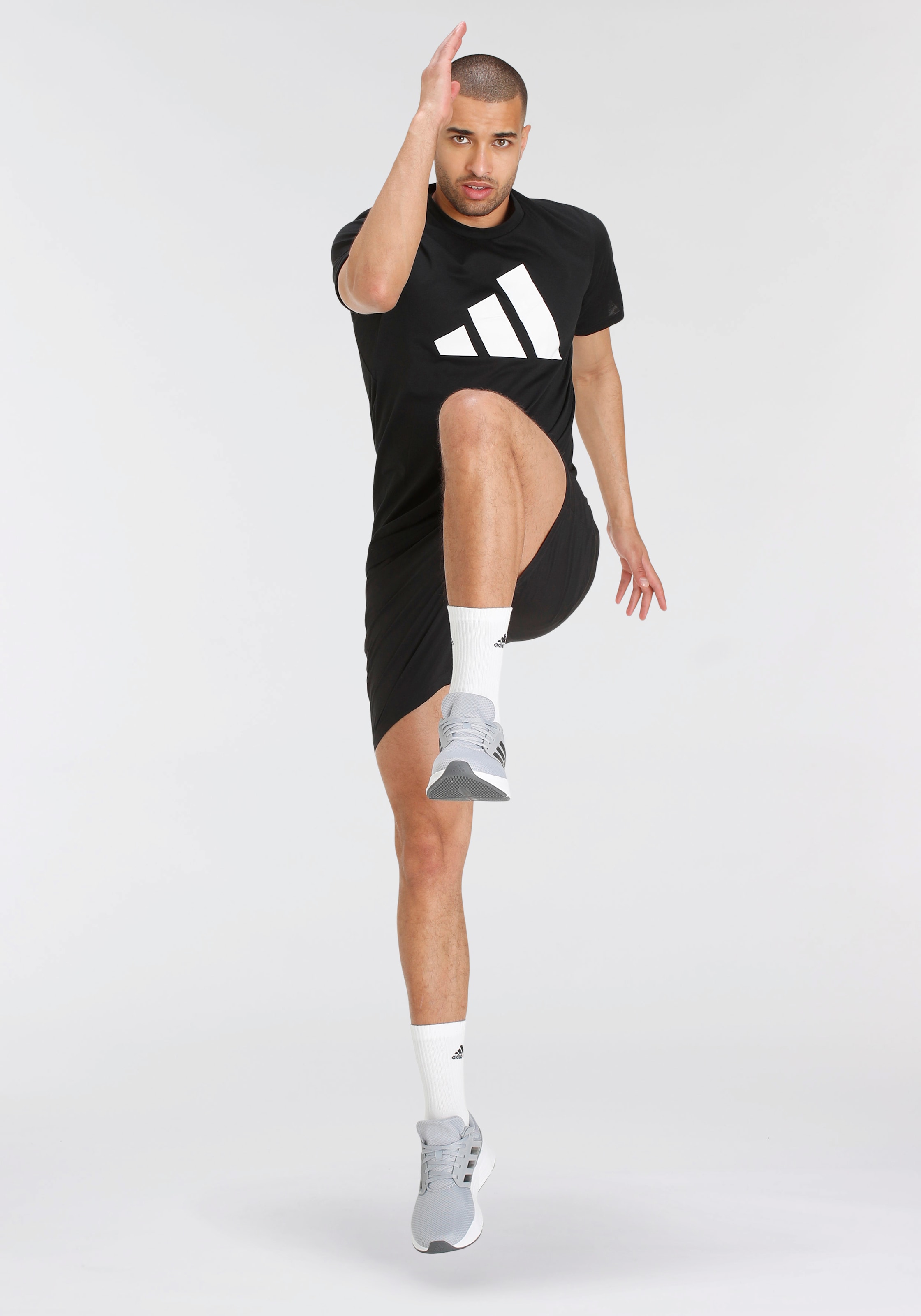 adidas Performance Shorts »TR-ES WV SHO«, (1 tlg.), Essentials Woven Trainingsshorts
