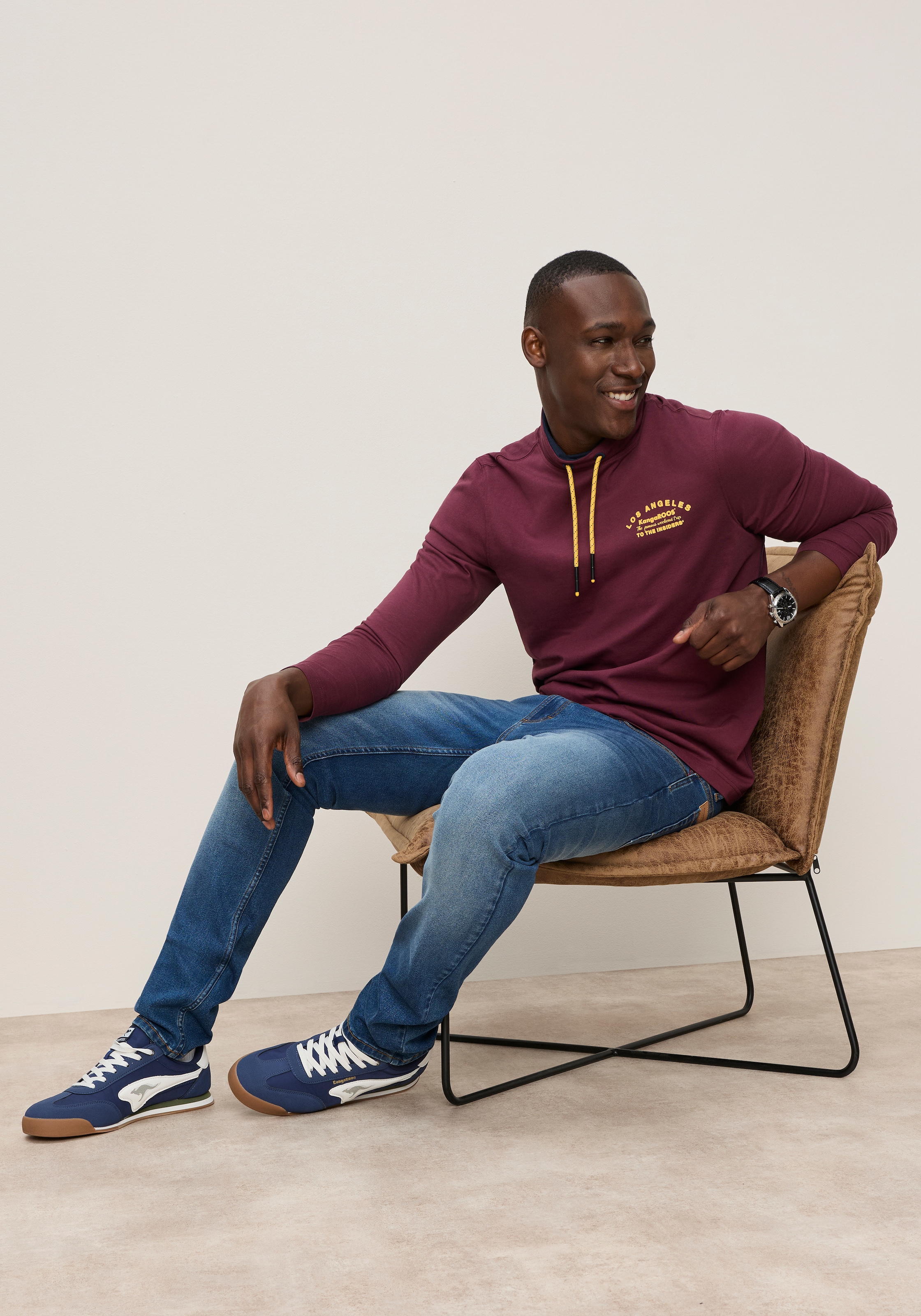 KangaROOS Langarmshirt mit hoch geschlossenem Ausschnitt und Kordelzug, normale Passfor