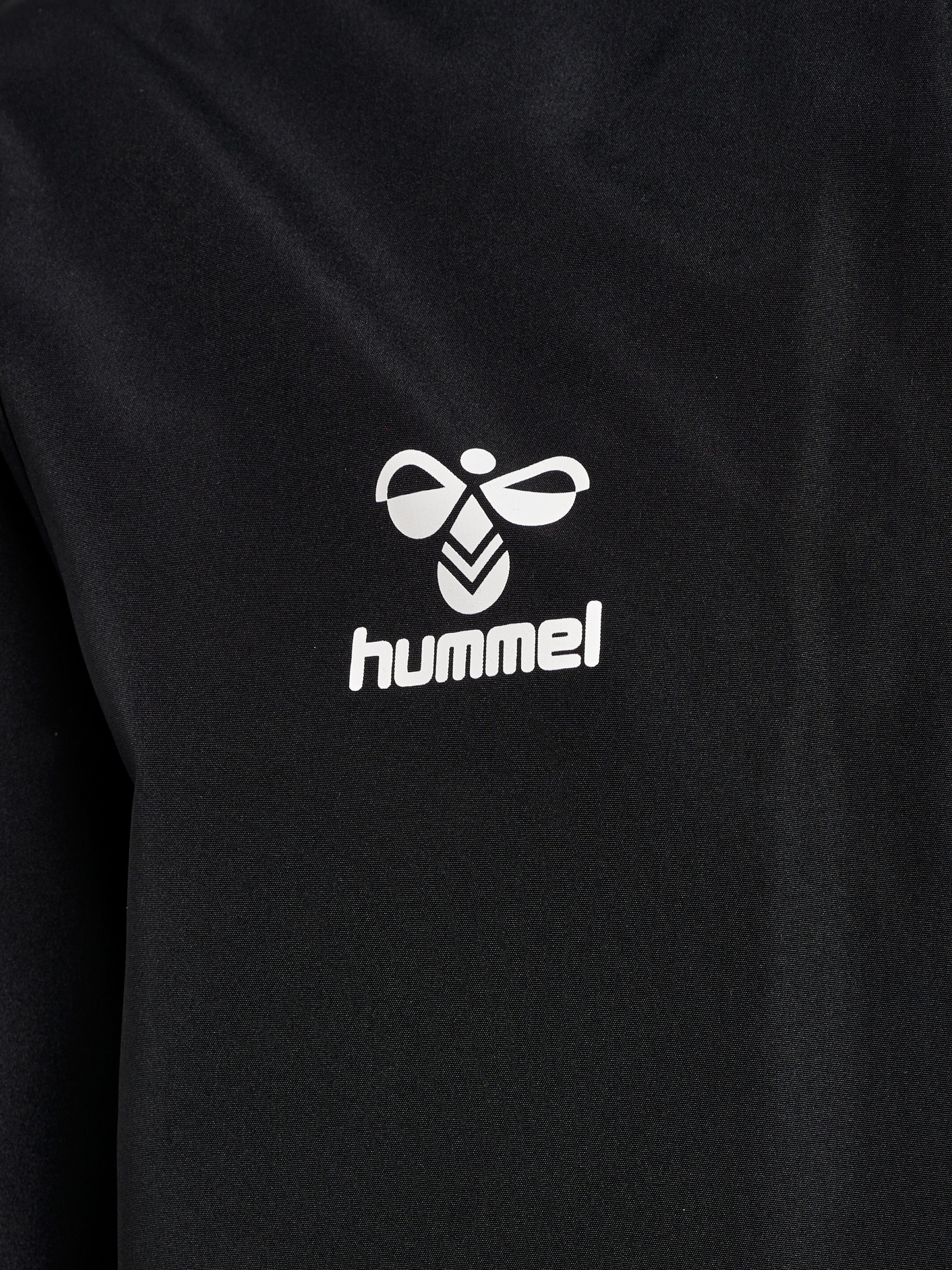 hummel Allwetterjacke »HMLESSENTIAL AW JACKET KIDS« mit Kapuze sportlicher Stil, atmungsaktiv, wasser- und schmutzabweisen