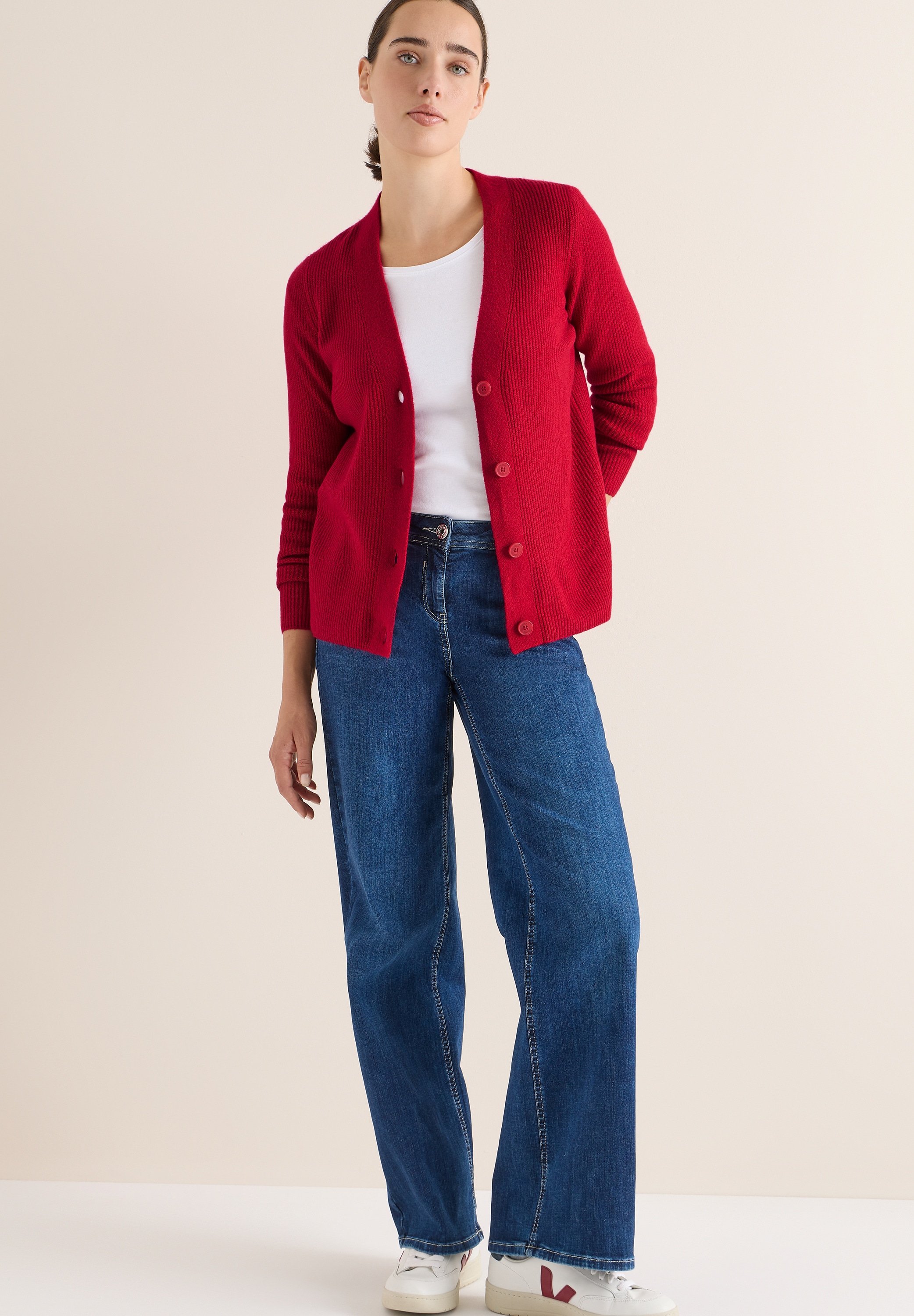 Cecil Cardigan mit Strukturdetail und Knopfleiste