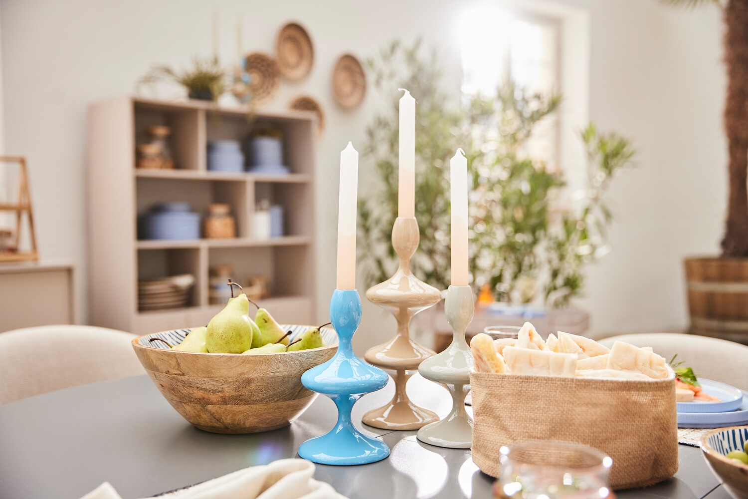 MIRRORS AND MORE Kerzenhalter »LAUREEN« Außergewöhnliche, moderne Form