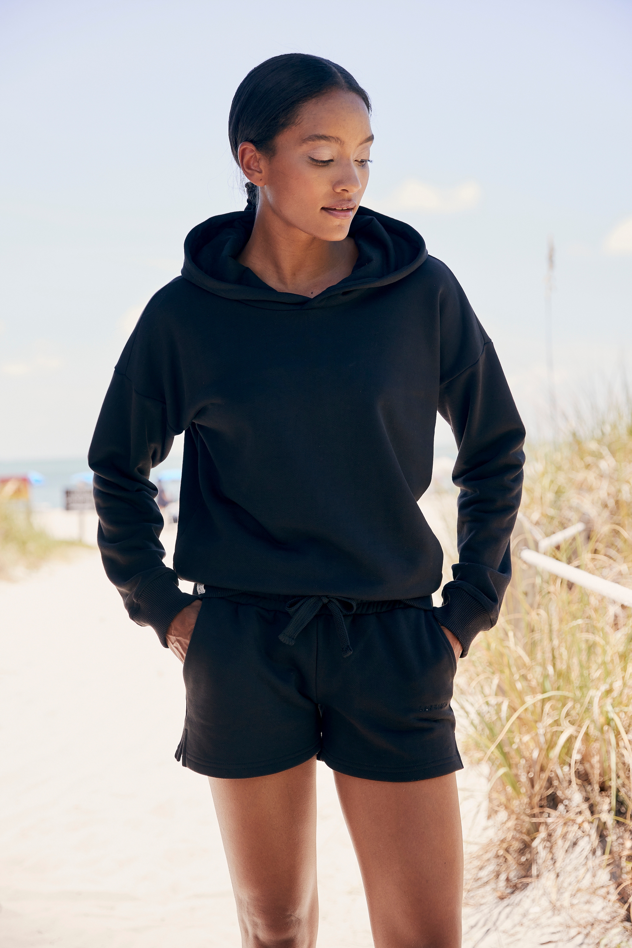 LASCANA Hoodie »-Kapuzensweatshirt«, aus organischer Baumwolle, Loungewear, Loungeanzug, Hoodie