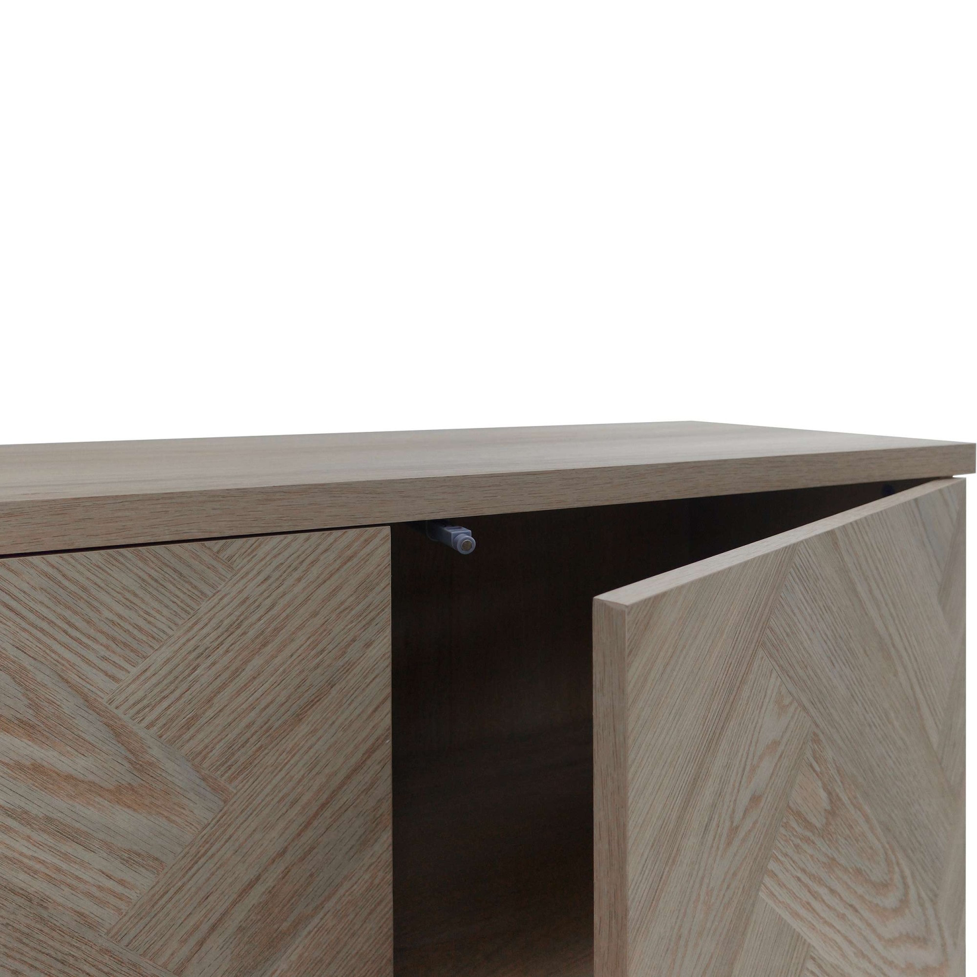 OTTO home Highboard »Eadwine« Kommode, Midischrank, Push-to-open, Türen mit Fischgräten Muster