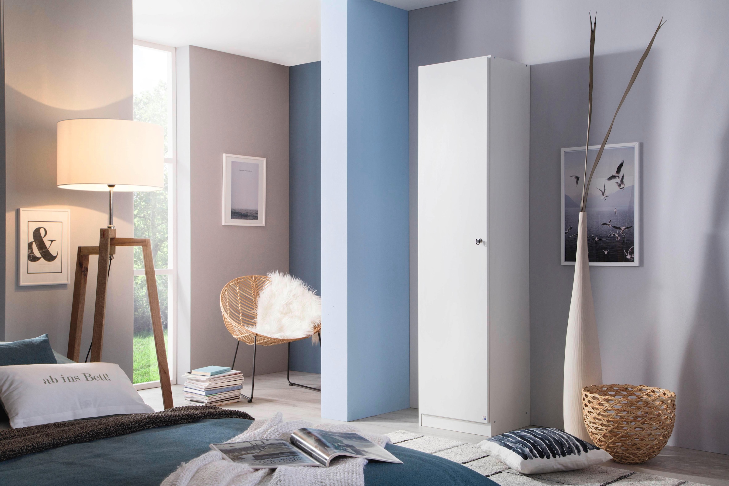 rauch Drehtürenschrank »Kleiderschrank Schrank Garderobe Schlafzimmer Büroschrank BUCHHOLZ« mit Schloss, in Breite 47 und 90 cm,  viel Stauraum mit abschließbaren Türen MADE IN GERMANY