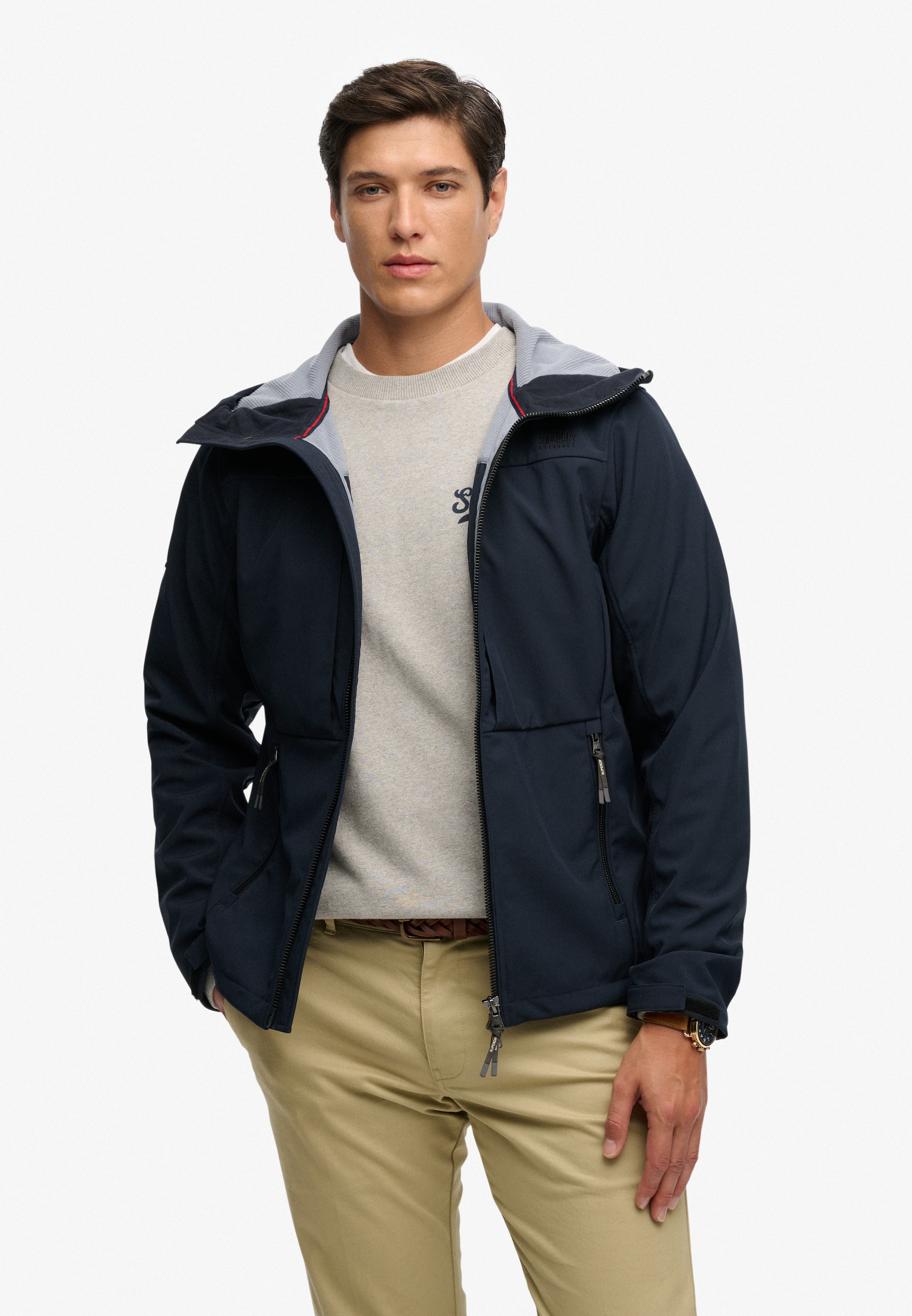 Superdry Outdoorjacke »HOODED SOFTSHELL TREKKER JKT« mit Kapuze