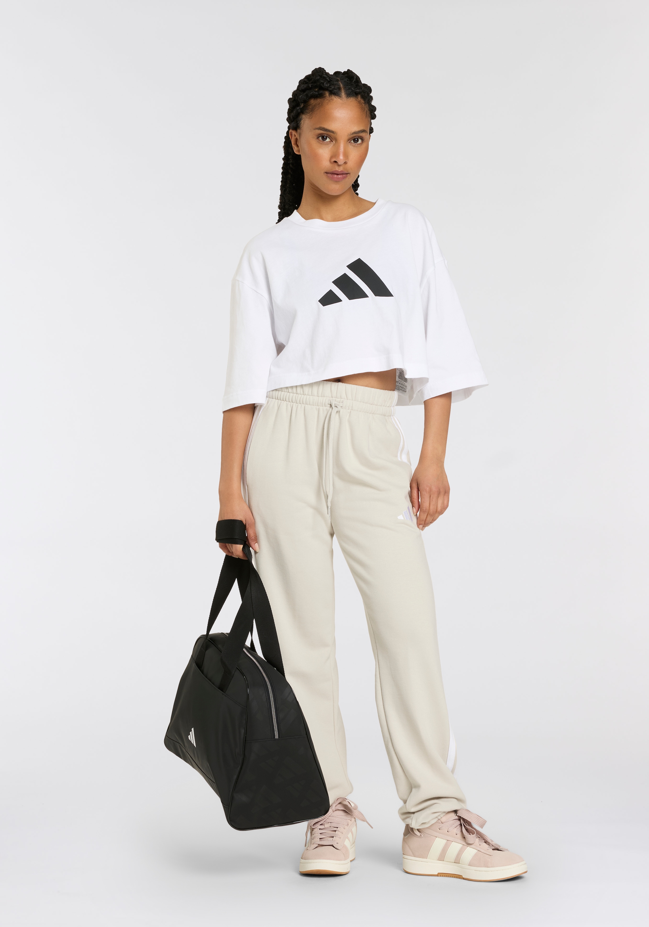 adidas Sportswear Sneaker »GRAND COURT ALPHA«  inspiriert vom Design des adidas campus 00