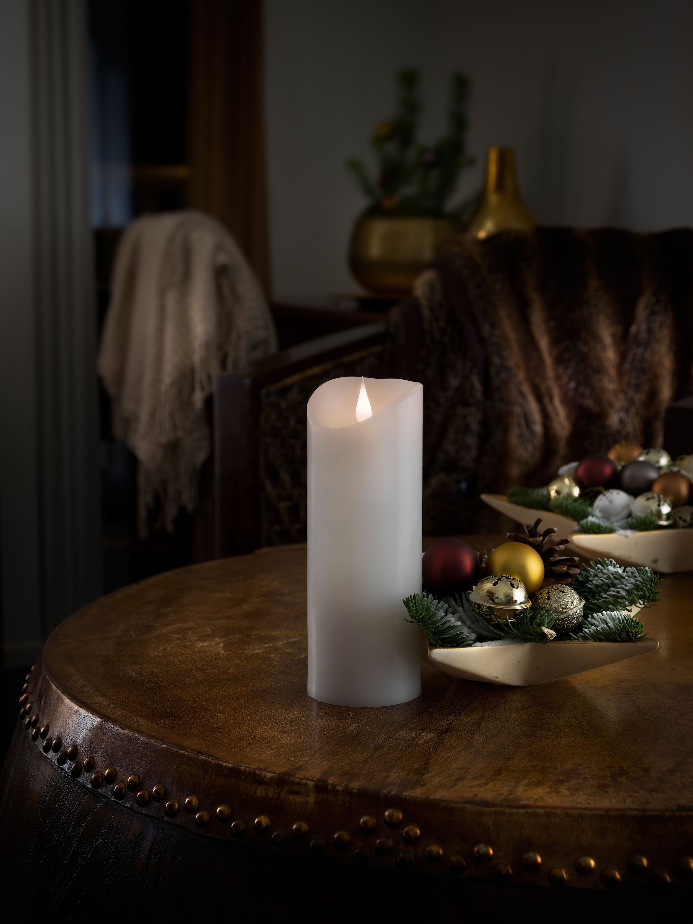 KONSTSMIDE LED-Kerze »Weihnachtsdeko«, LED Echtwachskerze, weiß, mit 3D Flamme, Ø 7,5 cm, Höhe: 20,5 cm