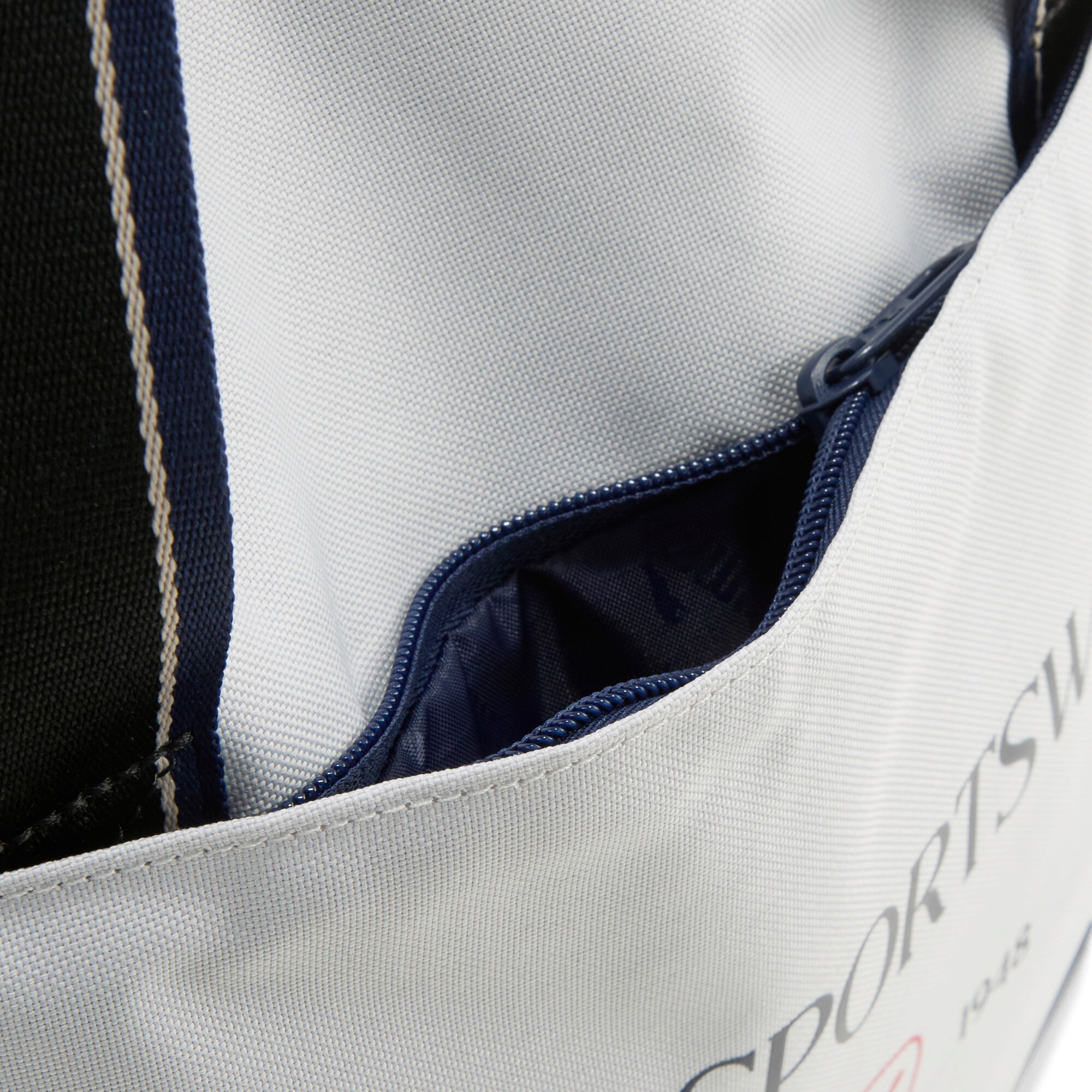 PUMA Schultertasche »PHASE CLASS TOTE« leichtes Material, robuste Verarbeitung