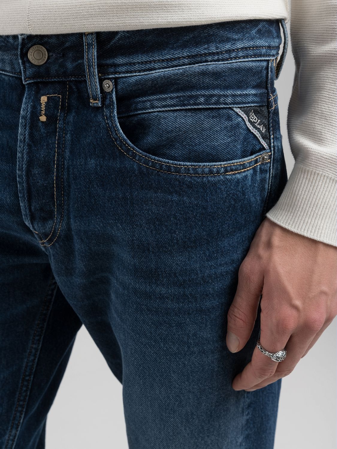 Replay Straight-Jeans »GROVER«, in vielen verschiedenen Waschungen, mit Stretch