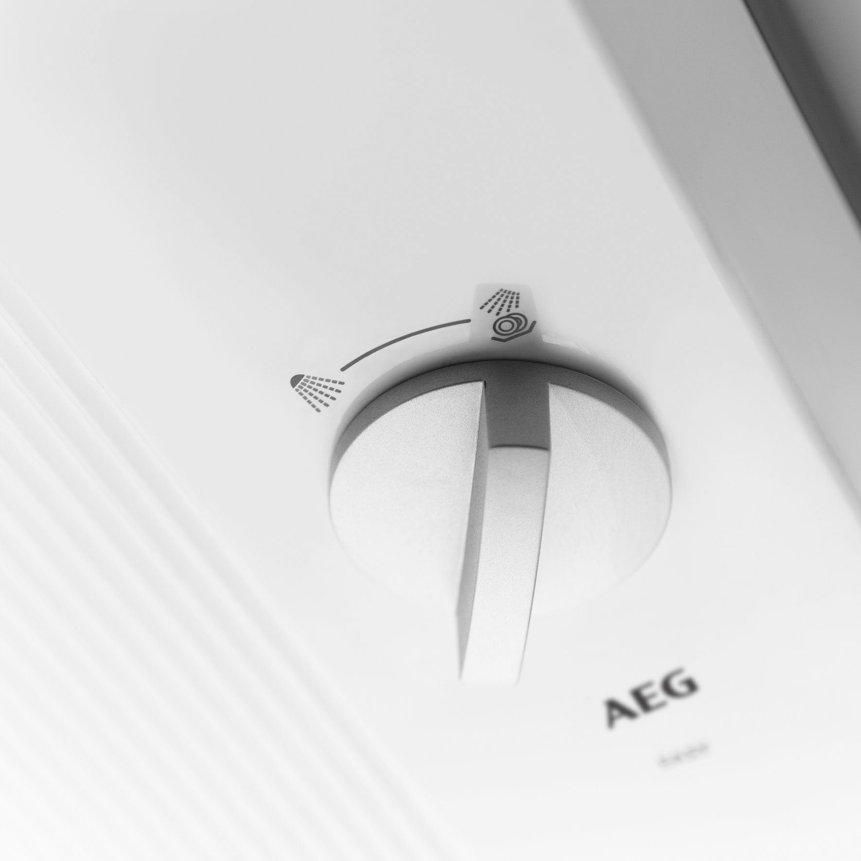 AEG Haustechnik Komfort-Durchlauferhitzer »DDLE EASY 21 kW, guter Warmwasserkomfort«, zwei feste Temperatureinstellungen für Dusche und Spüle