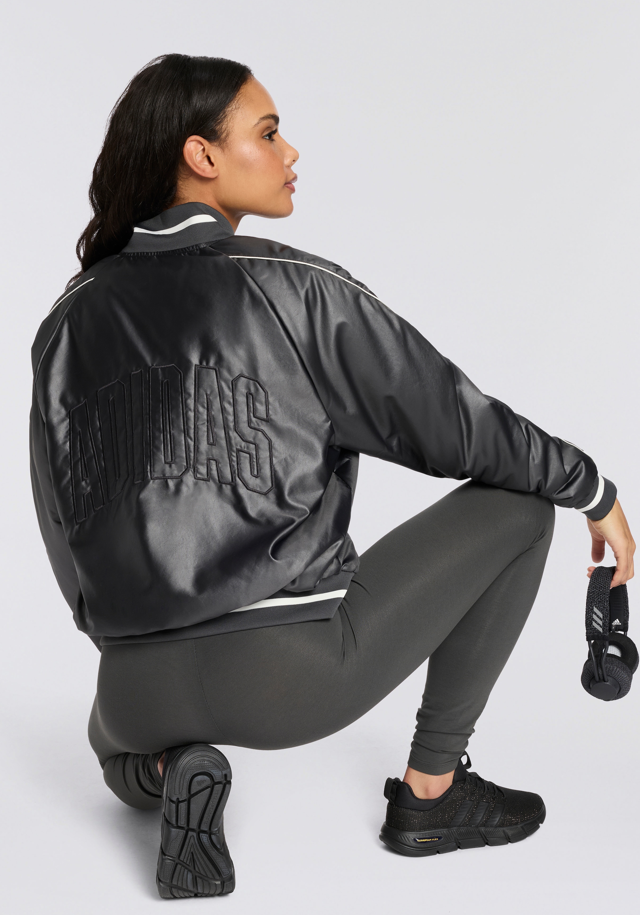 adidas Sportswear Leggings »ESSENTIALS LINEAR COTTON«  aus Baumwollmaterial mit Stretchanteil, hoher Bund, ohne Verschluss