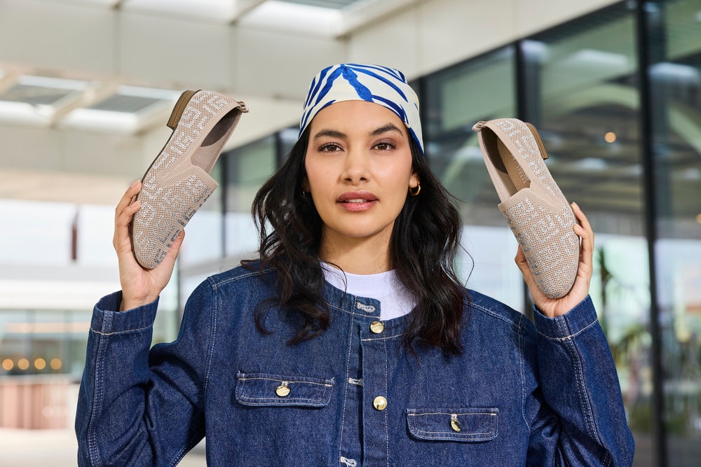 Rieker Slipper  Halbschuh, Schlupfschuh, Blockabsatz, Loafer mit Glitzersteinchen