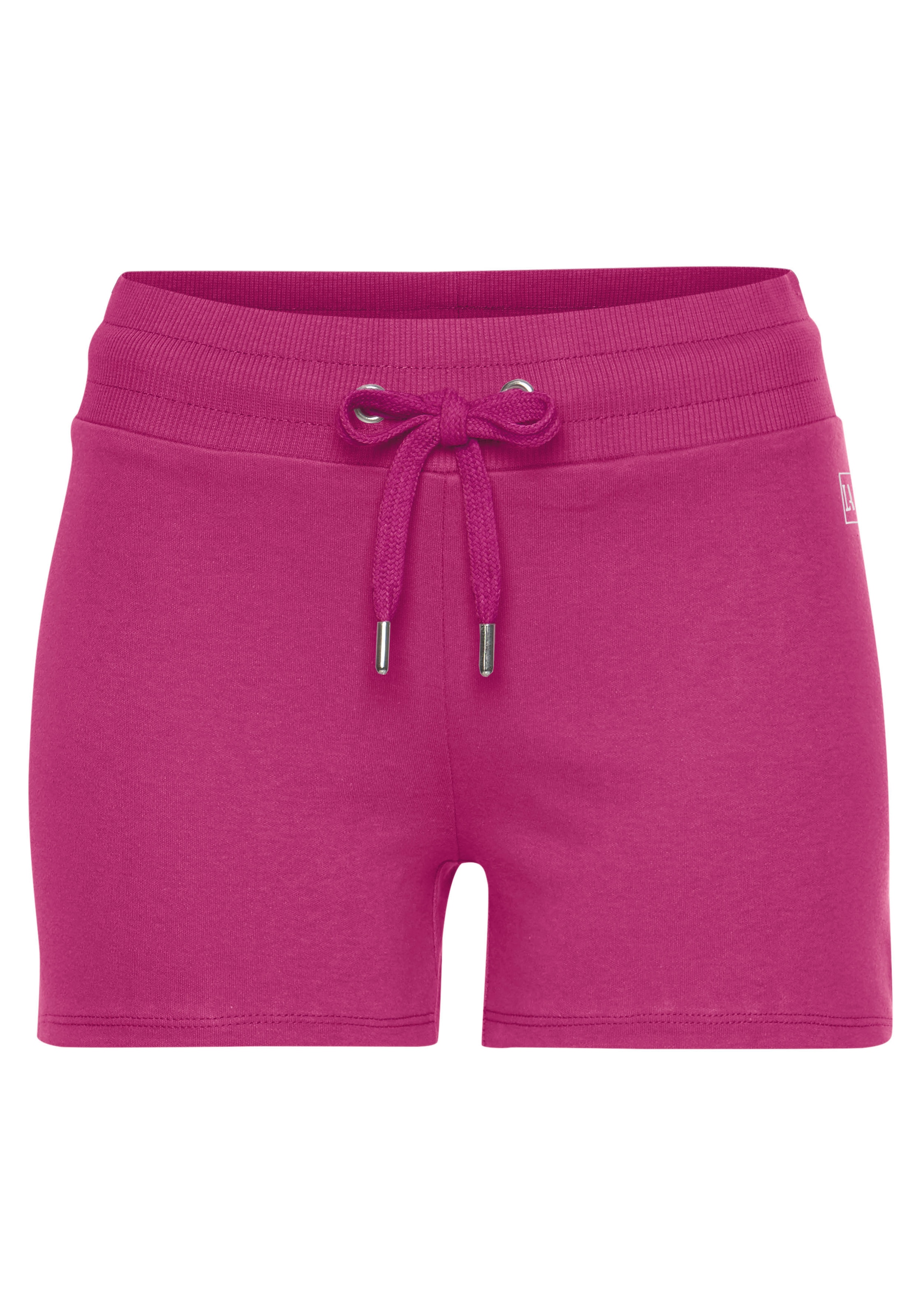 LASCANA ACTIVE Shorts, mit kleinen Seitenschlitzen