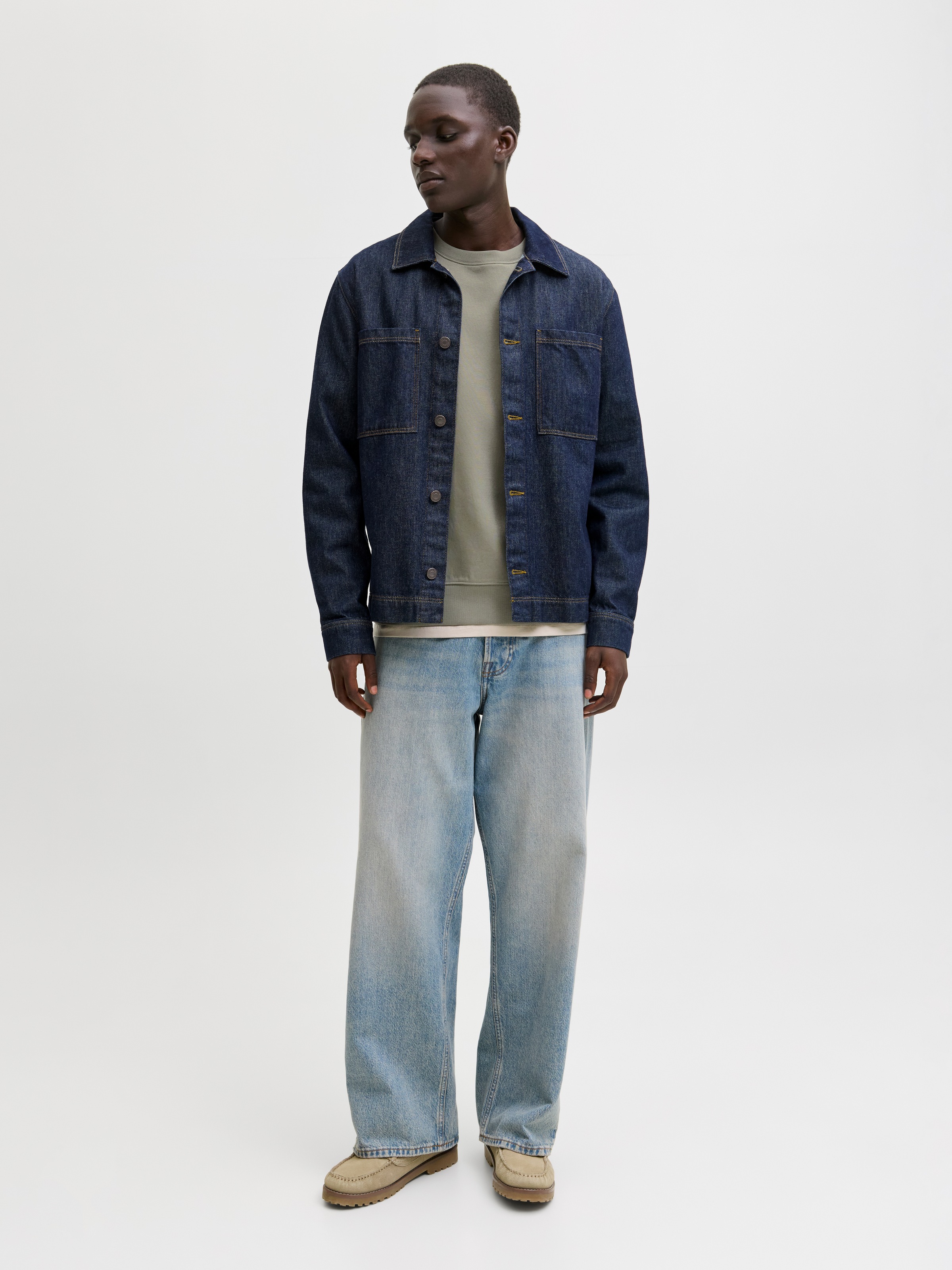 Jack & Jones Sweatshirt »JJESTAR BASIC SWEAT CREW NECK NOOS«, mit Rundhalsausschnitt
