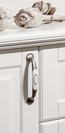 Home affaire Kombikommode »Evergreen, Maße: B/T/H 131/48/88cm, Soft-Close-Funktion«, (1-türig und 3 Schubladen), im klassischen Landhausstil,FSC-zertifiziert,hochwertige UV Lackierung