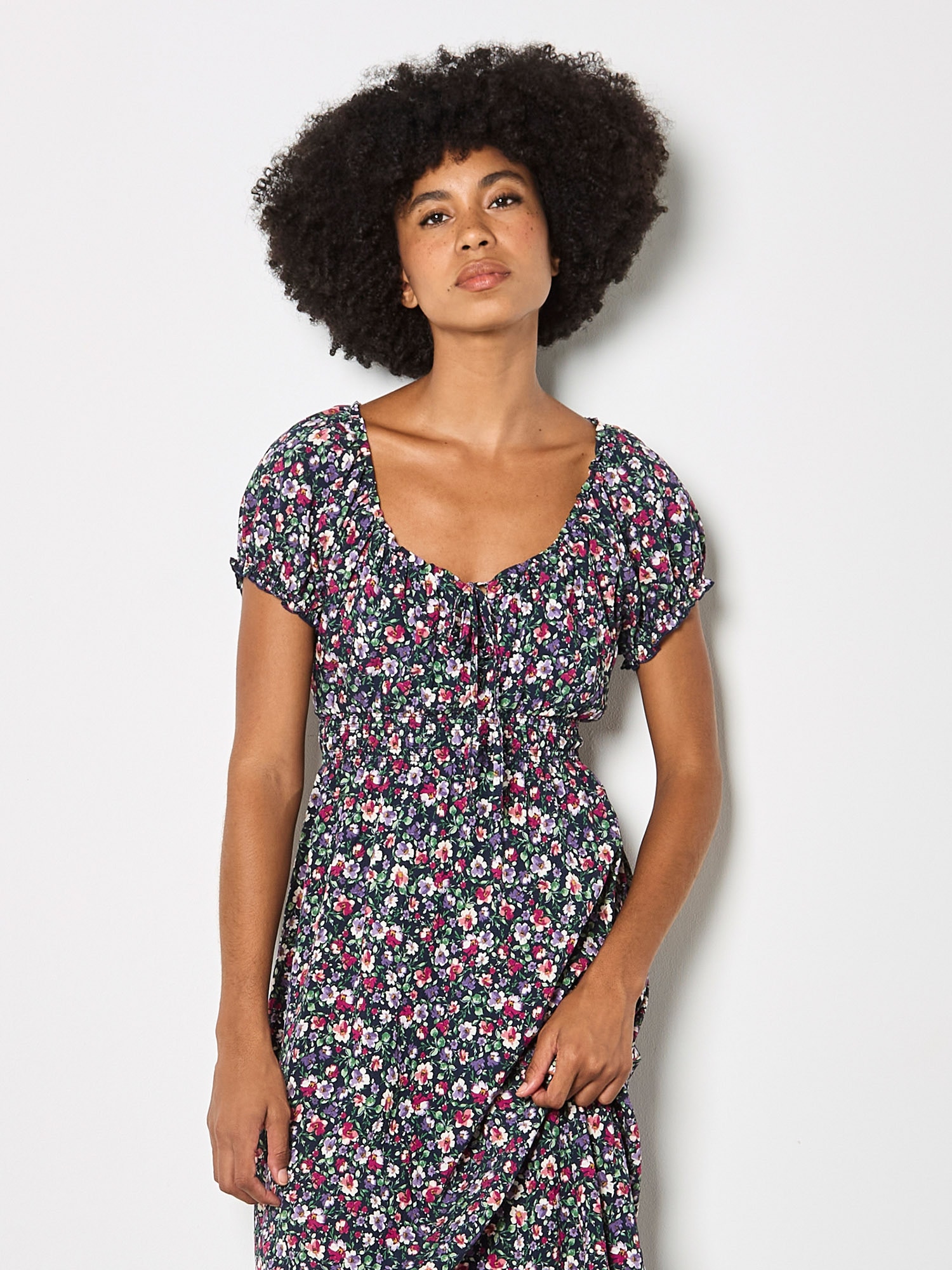 Apricot Druckkleid »Midi-Kleid« mit zierlichem Blumenmuster