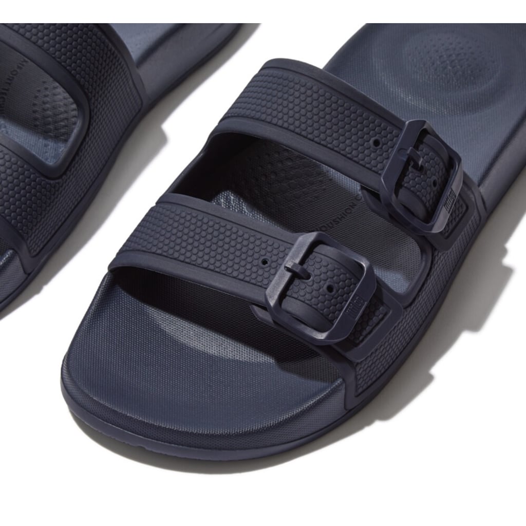 Fitflop Pantolette »IQUSHION TWO-BAR BUCKLE SLIDES«, Sommerschuh, Schlappen, Badeschuh mit zwei verstellbaren Schnallen